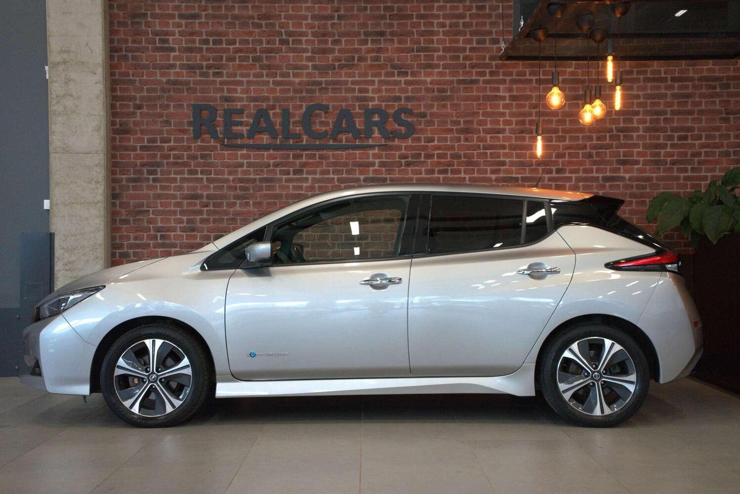 Nissan Leaf vaihtoauto