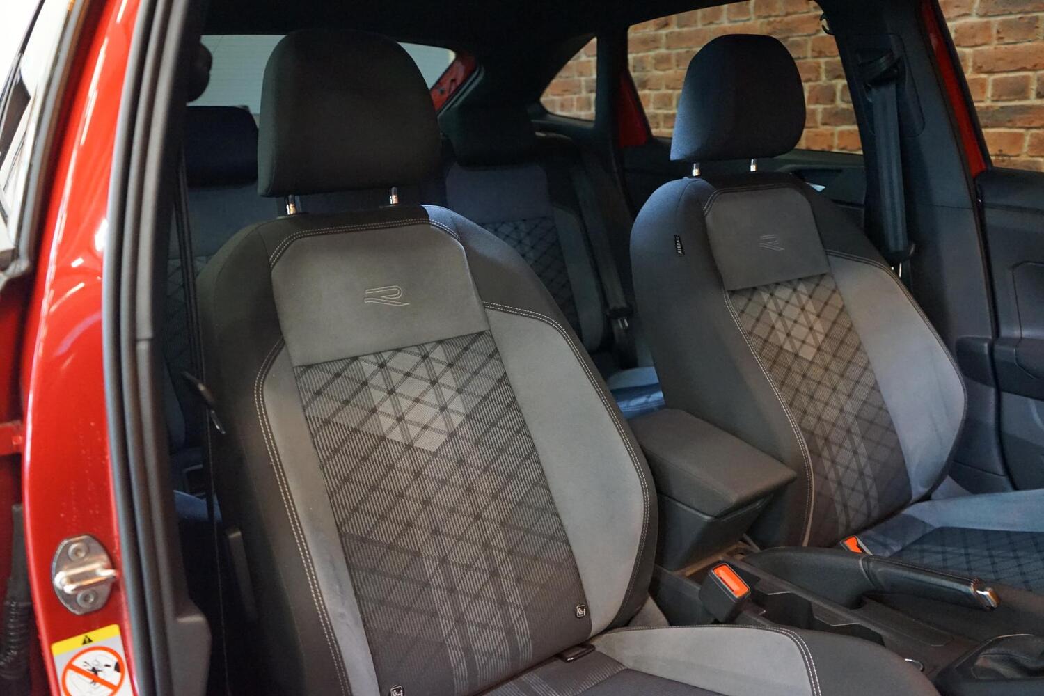 Volkswagen Taigo vaihtoauto