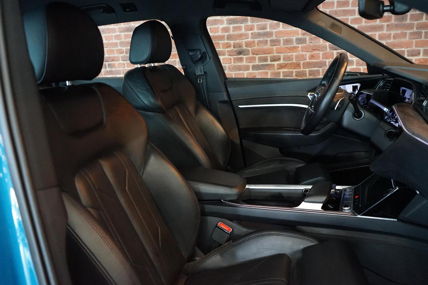 Audi e-tron vaihtoauto