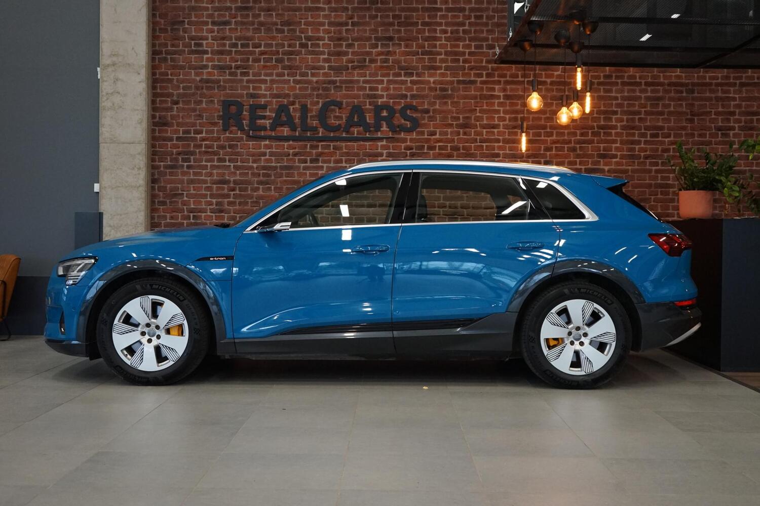 Audi e-tron vaihtoauto