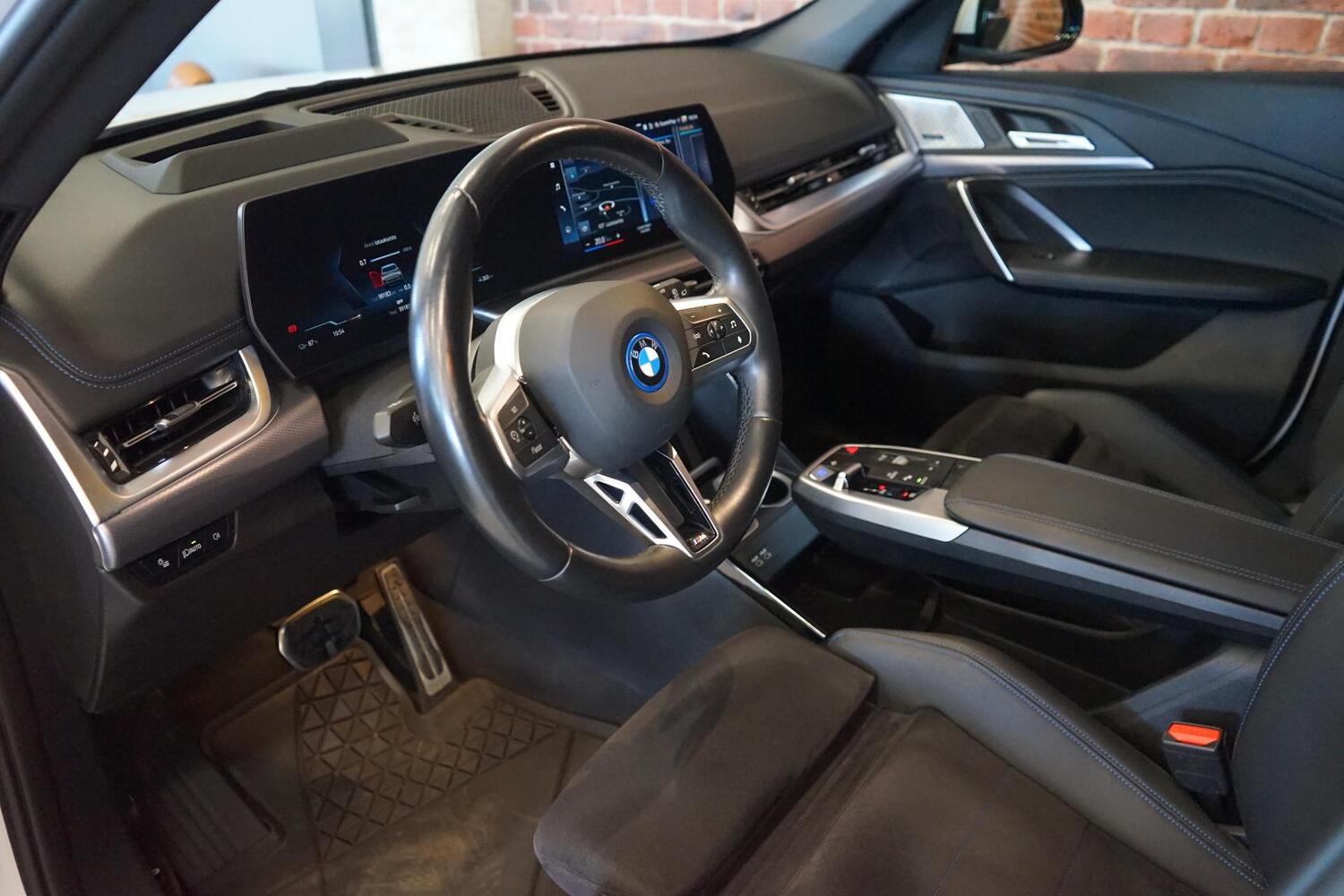 BMW iX1 vaihtoauto