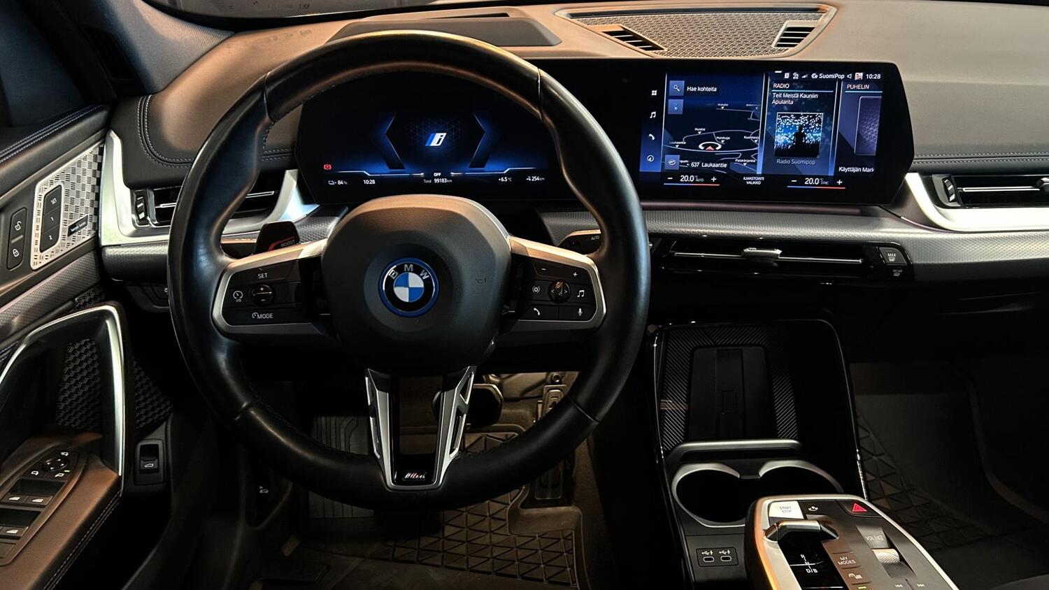 BMW iX1 vaihtoauto