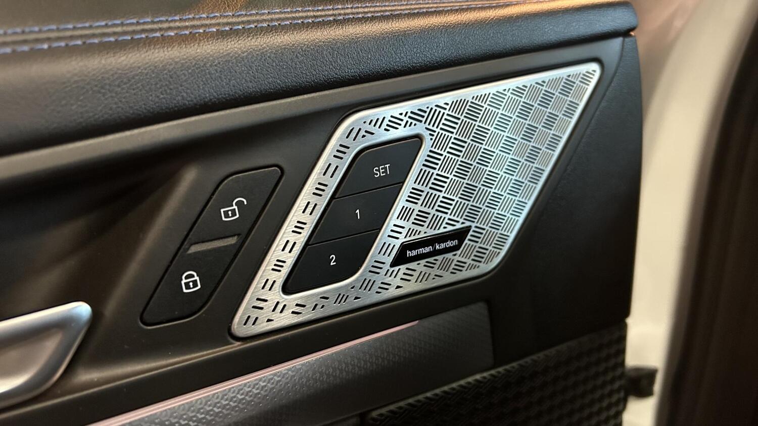 BMW iX1 vaihtoauto