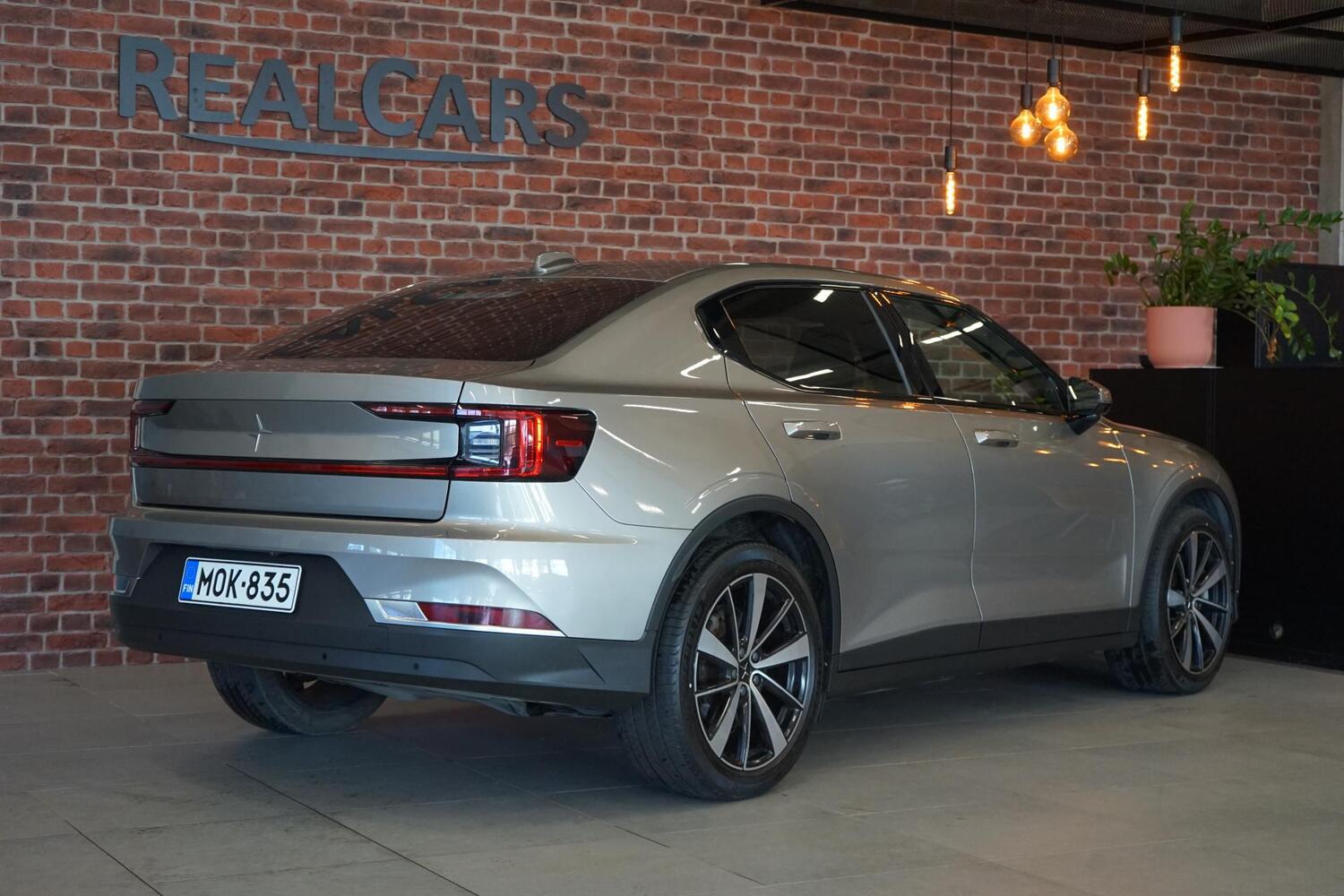Polestar 2 vaihtoauto