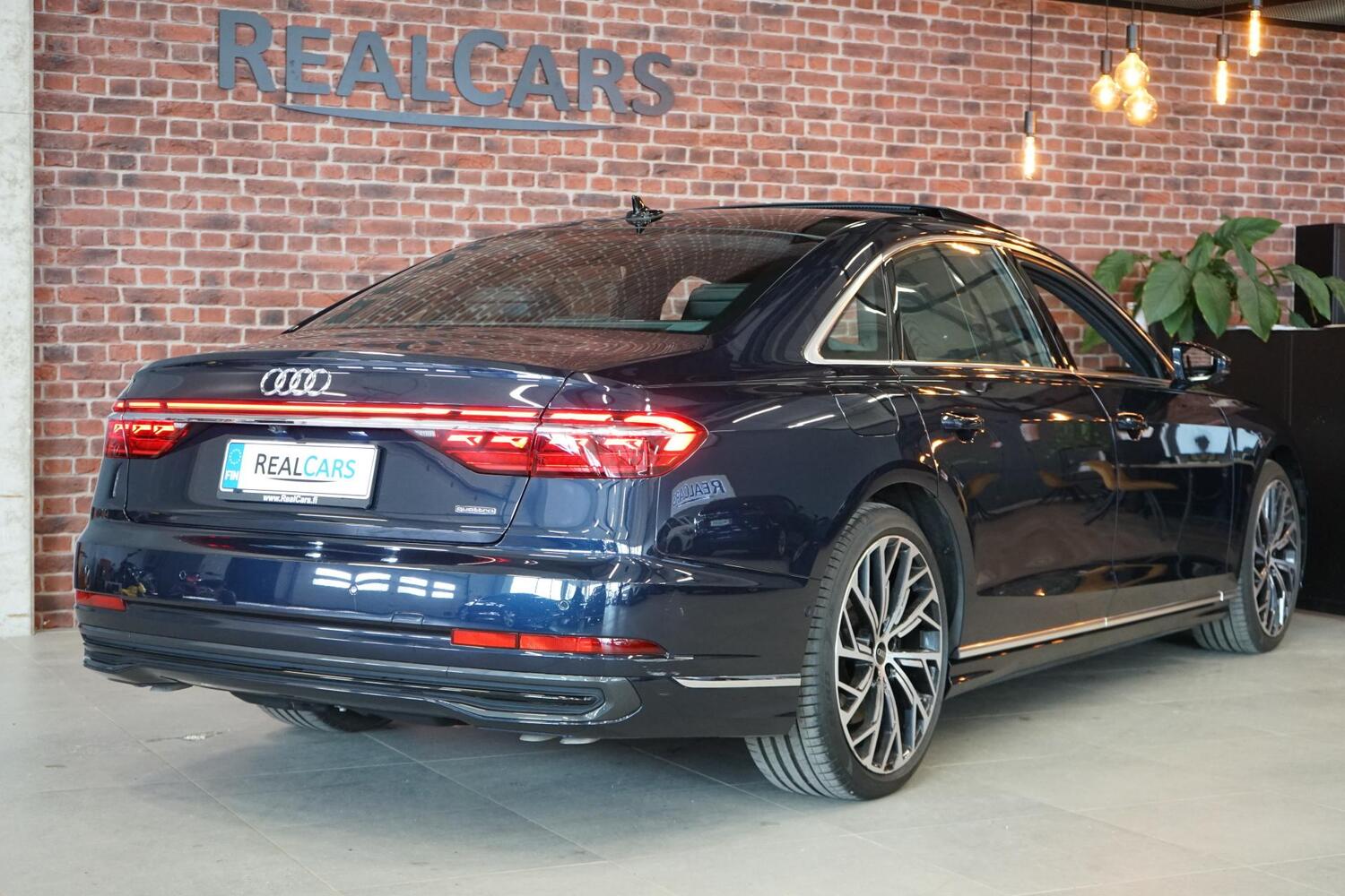 Audi A8 vaihtoauto