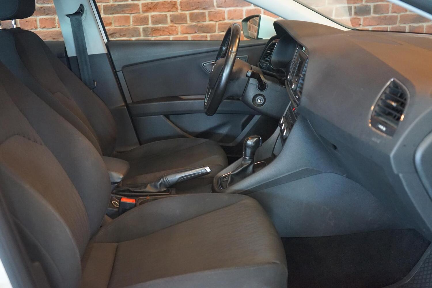 SEAT Leon vaihtoauto