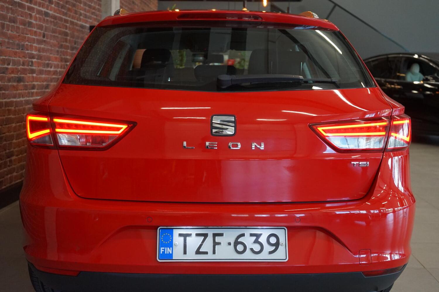 SEAT Leon ST vaihtoauto