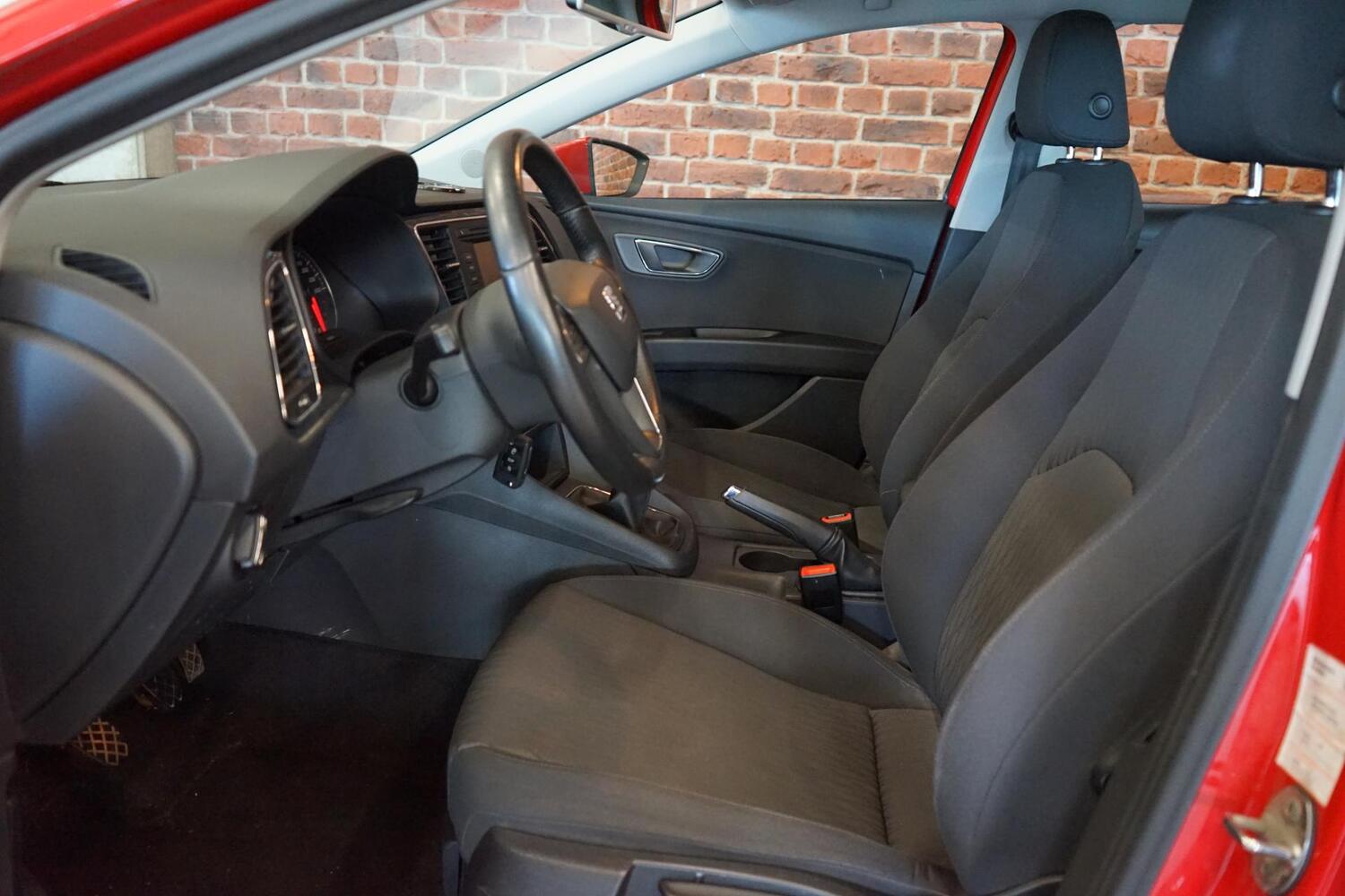 SEAT Leon ST vaihtoauto