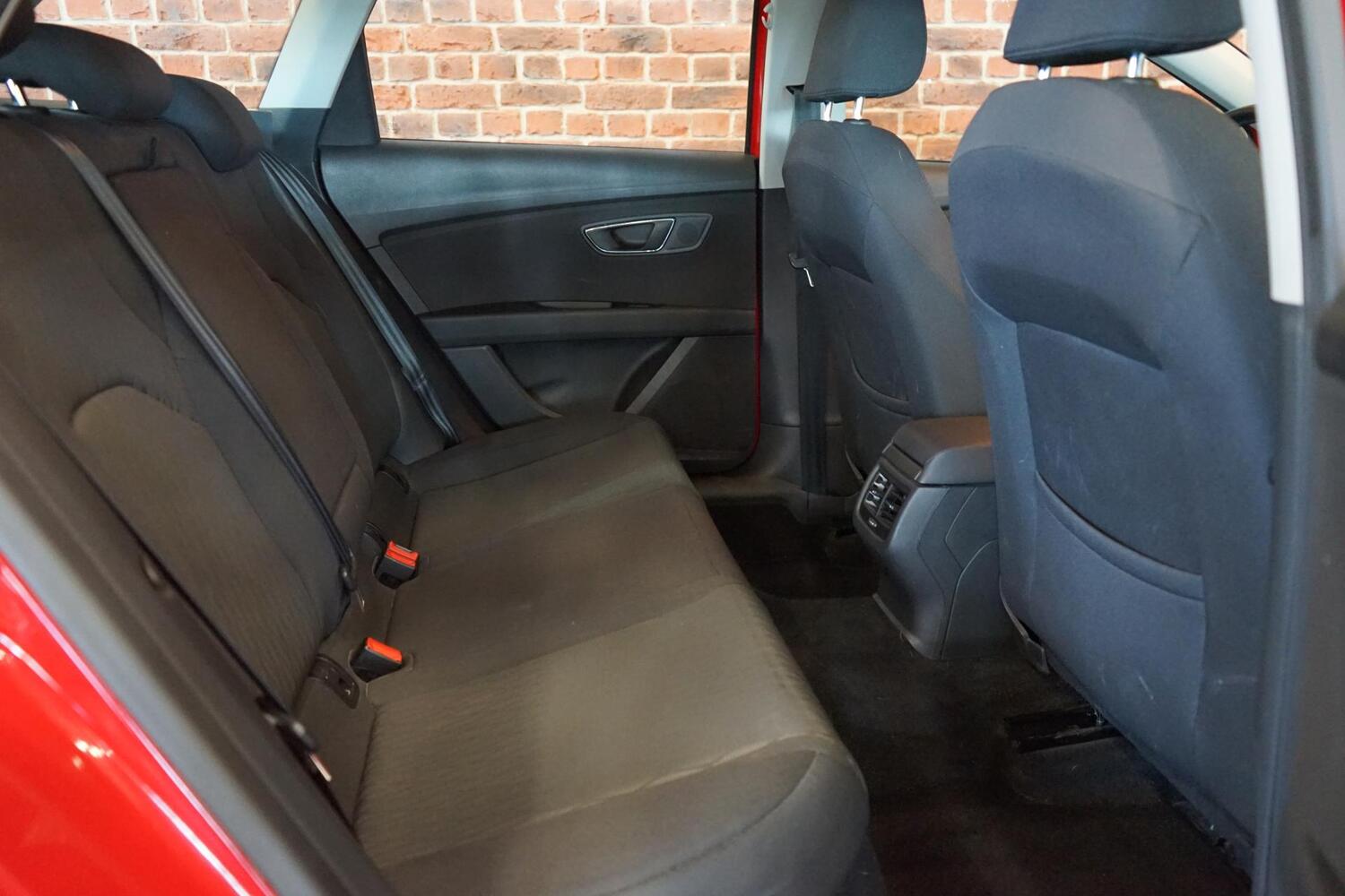 SEAT Leon ST vaihtoauto