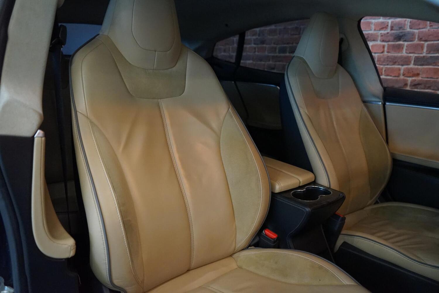 Tesla Model S vaihtoauto