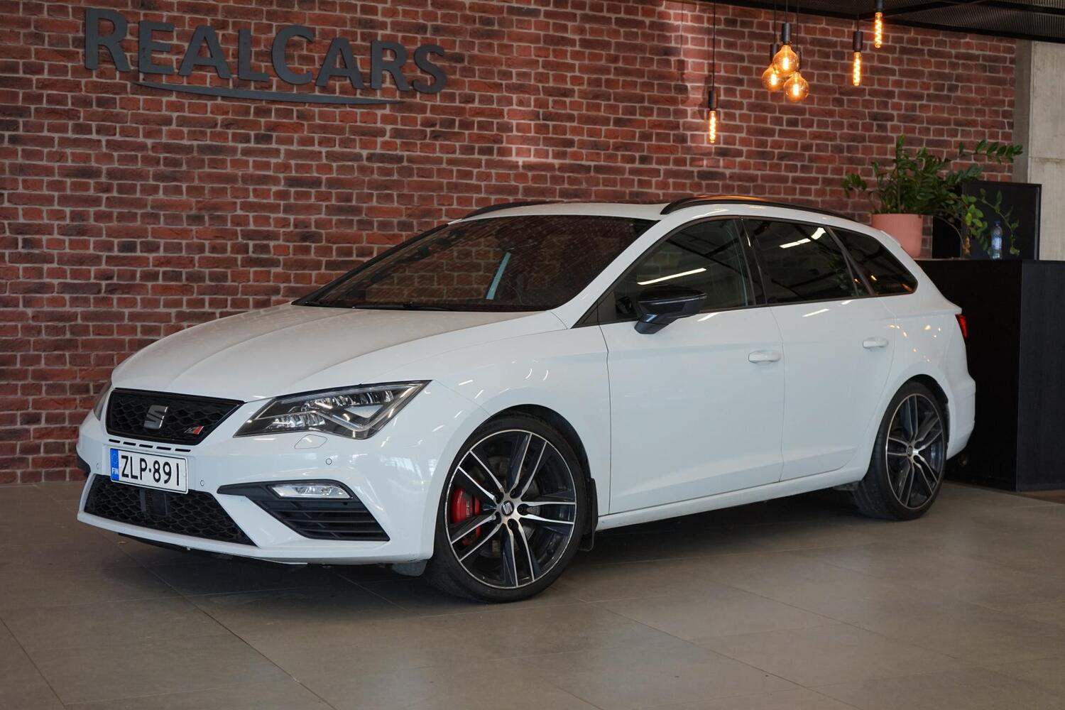 SEAT Leon ST vaihtoauto
