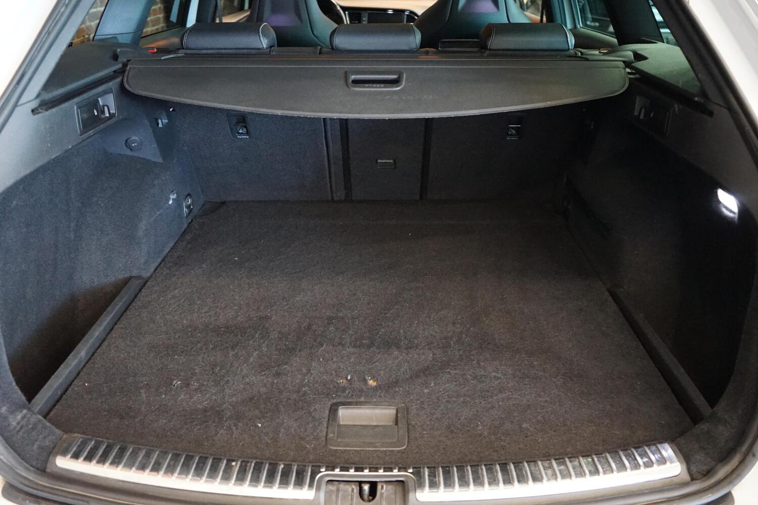 SEAT Leon ST vaihtoauto