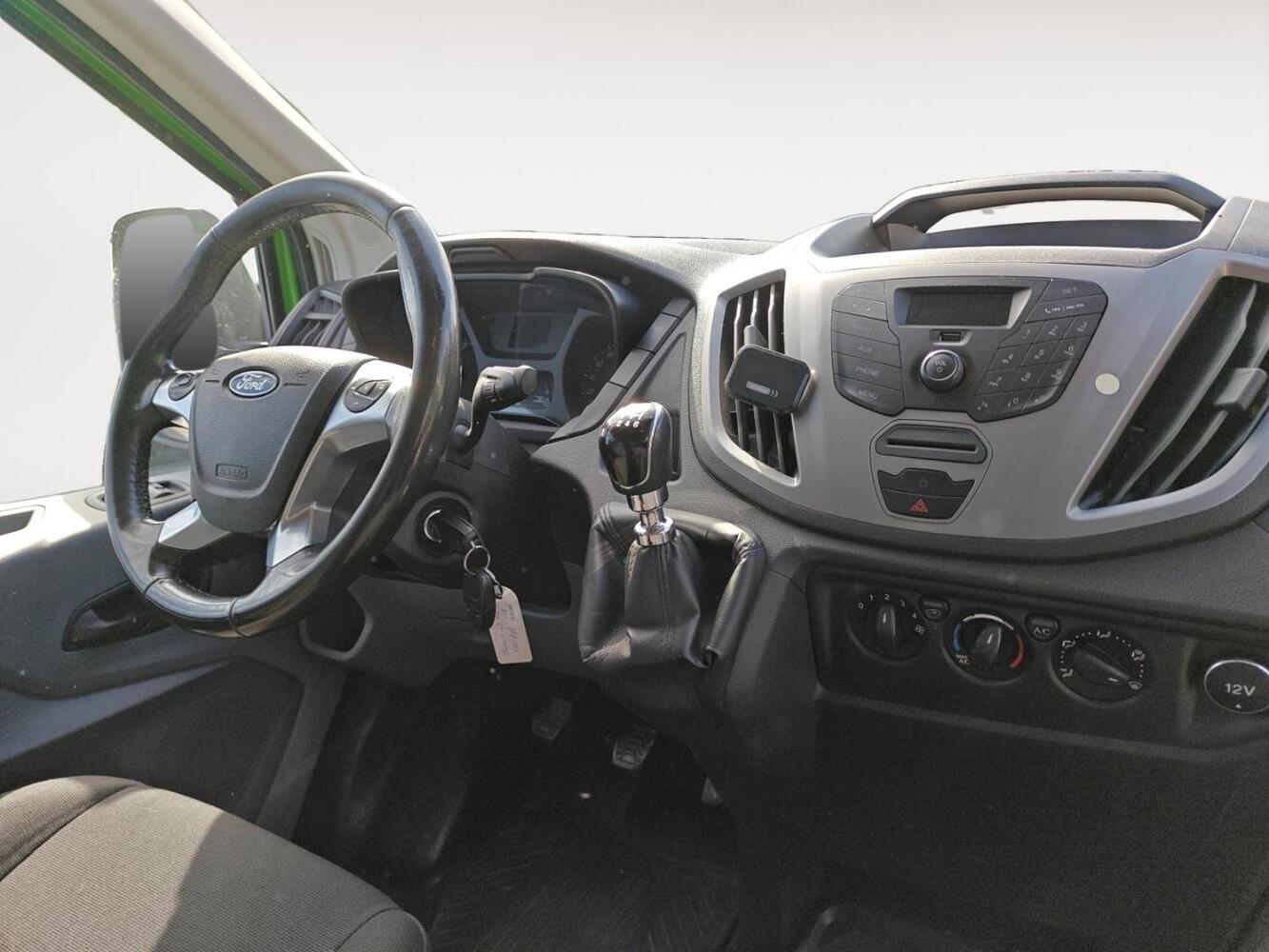 Ford Transit vaihtoauto
