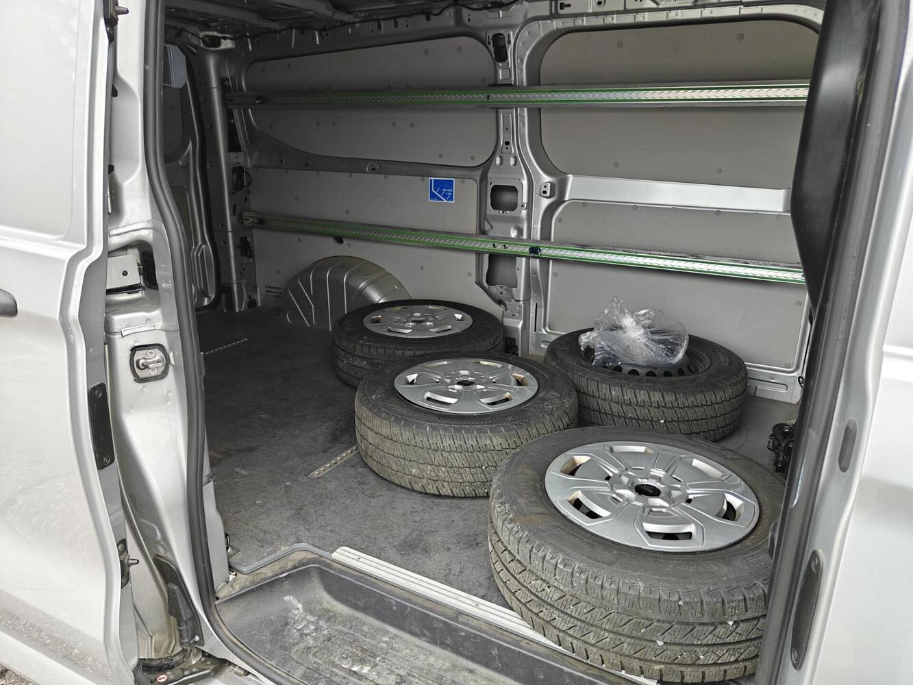 Ford Transit Custom vaihtoauto