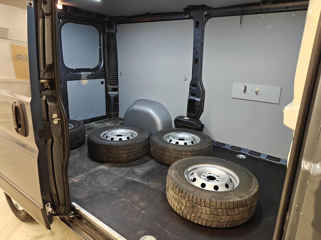 Peugeot Boxer vaihtoauto