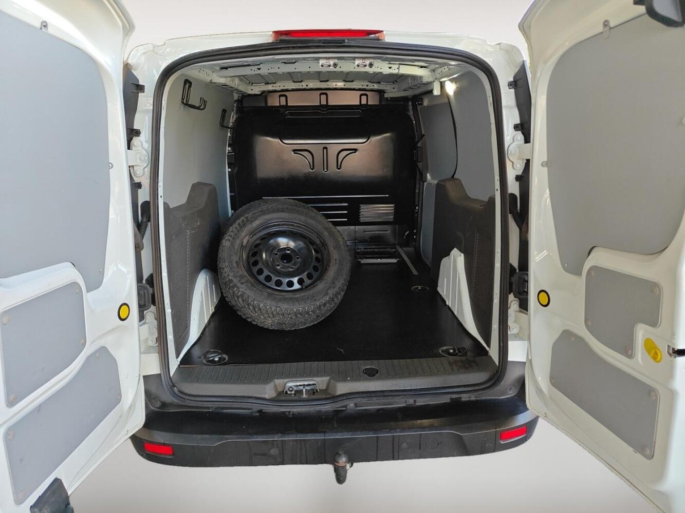 Ford Transit Connect vaihtoauto