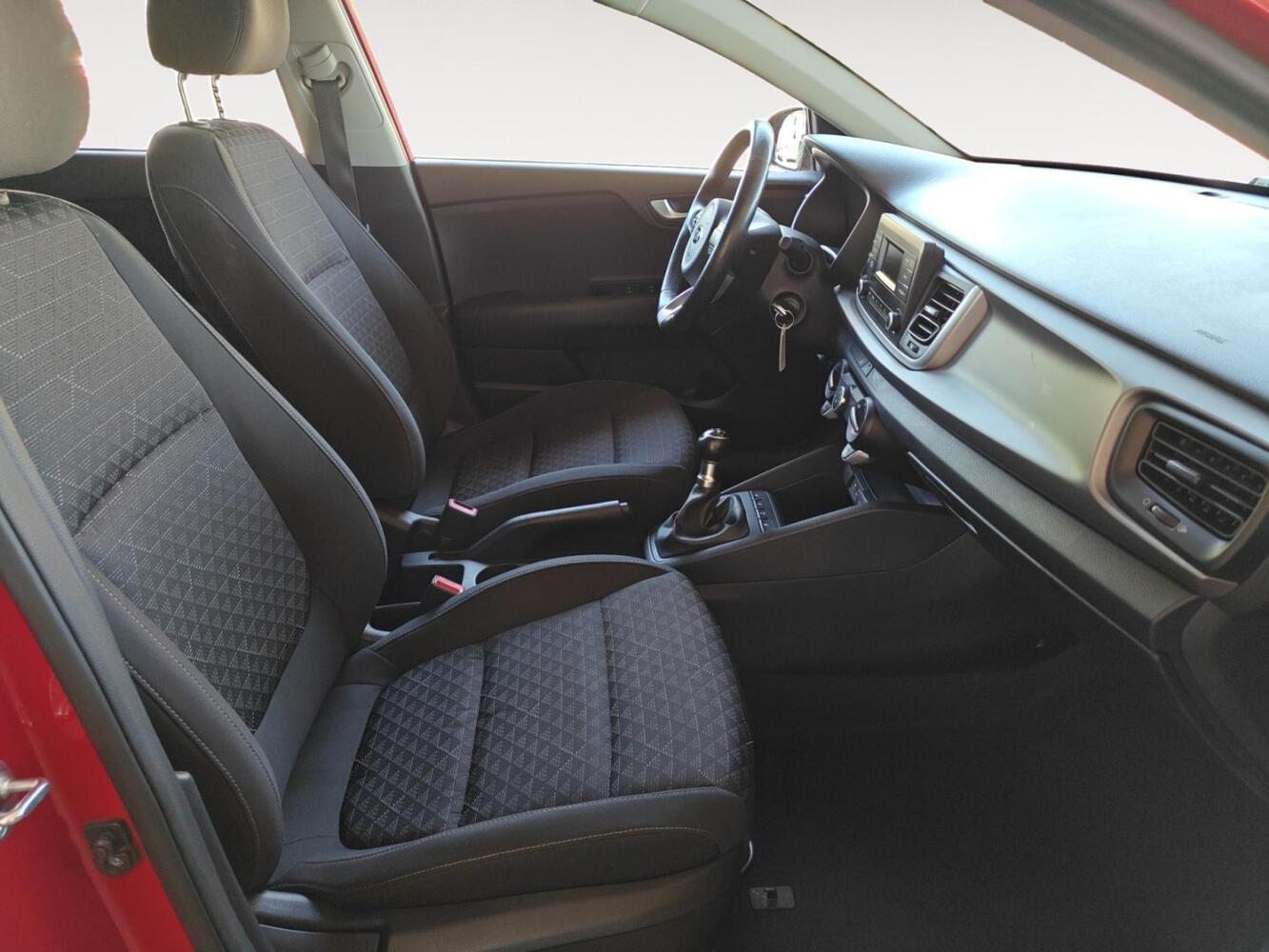 Kia Rio vaihtoauto
