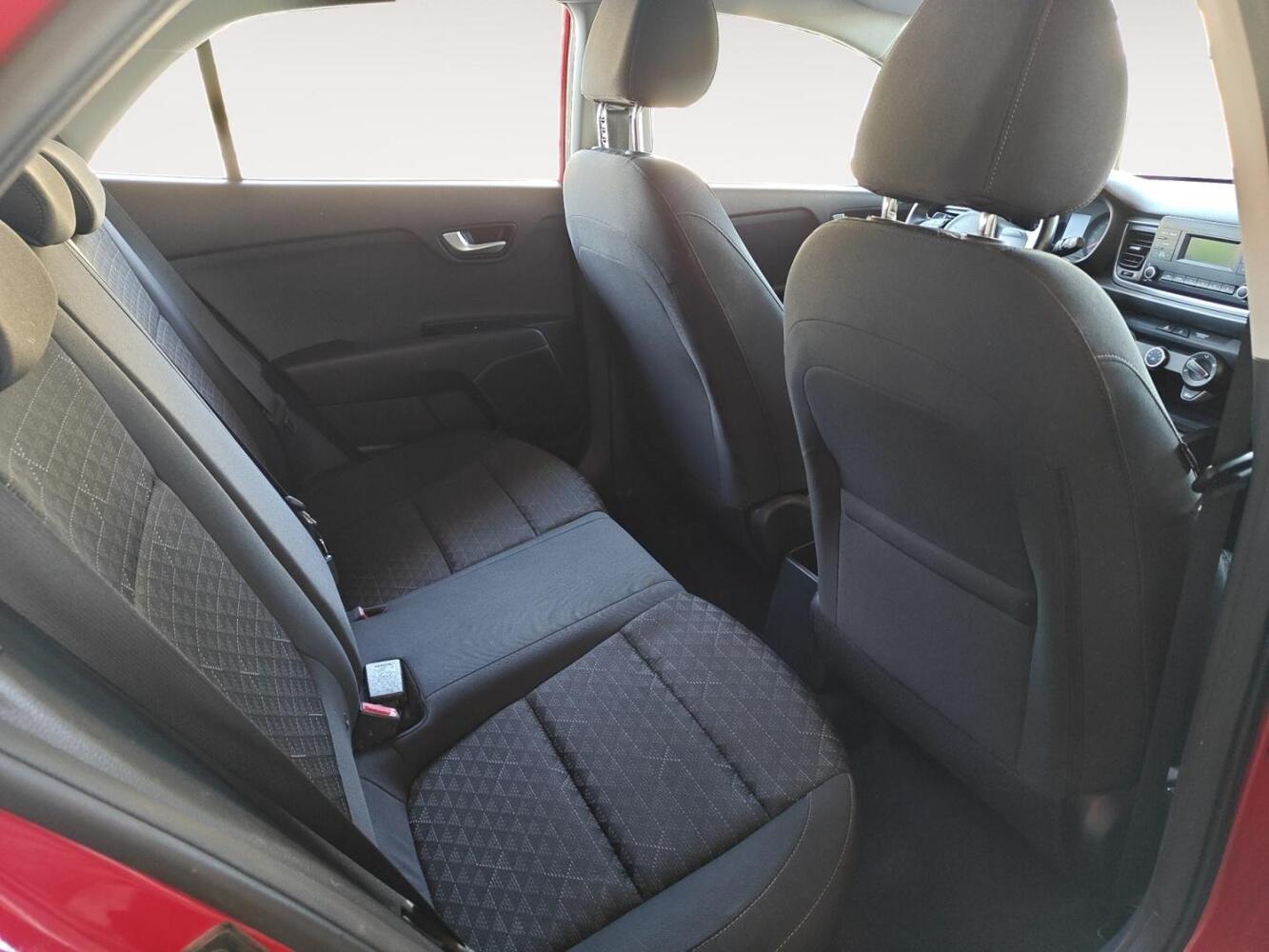 Kia Rio vaihtoauto