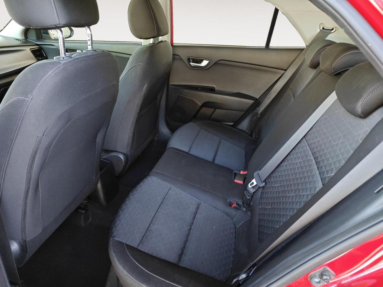 Kia Rio vaihtoauto