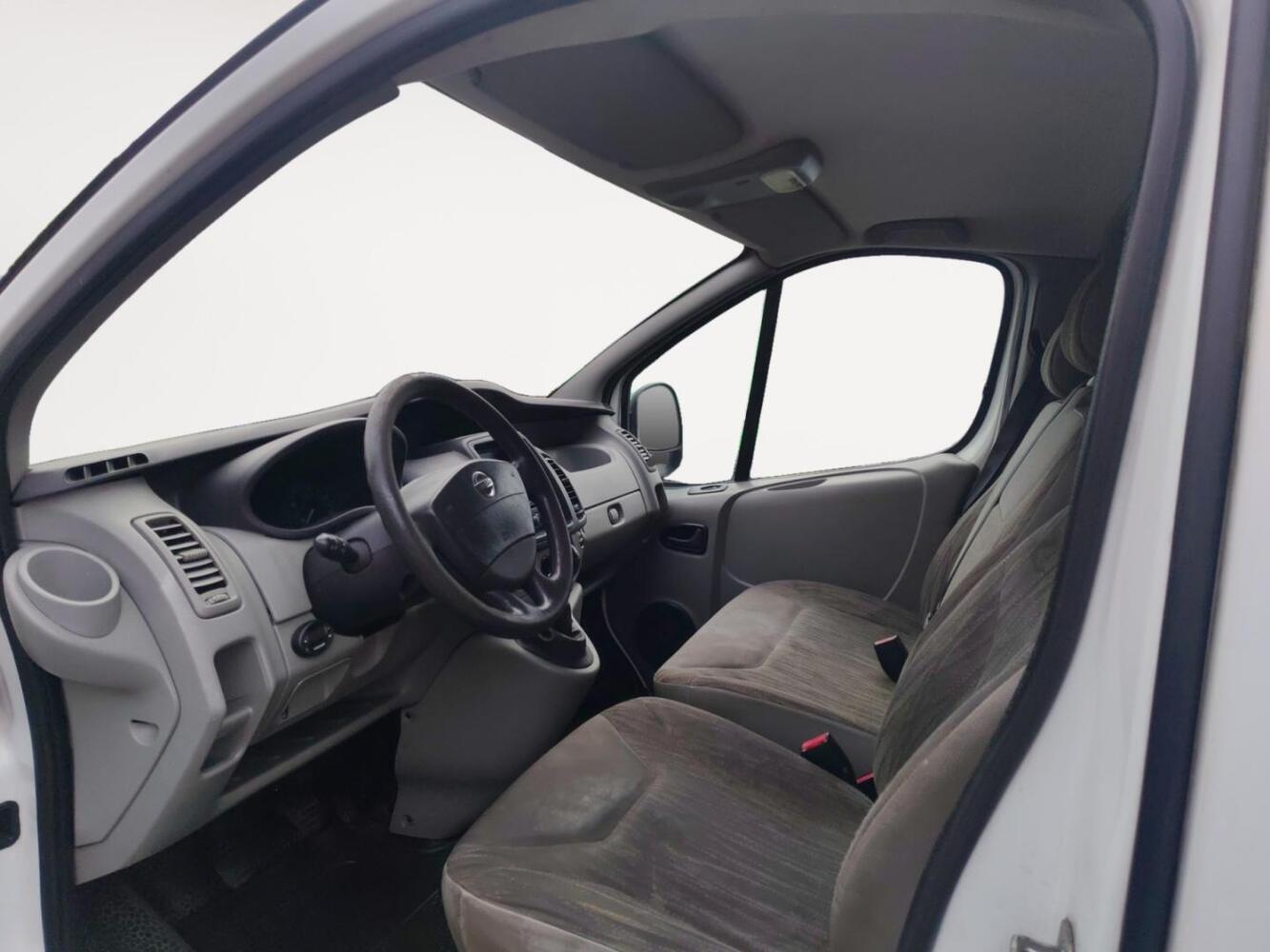 Nissan Primastar vaihtoauto