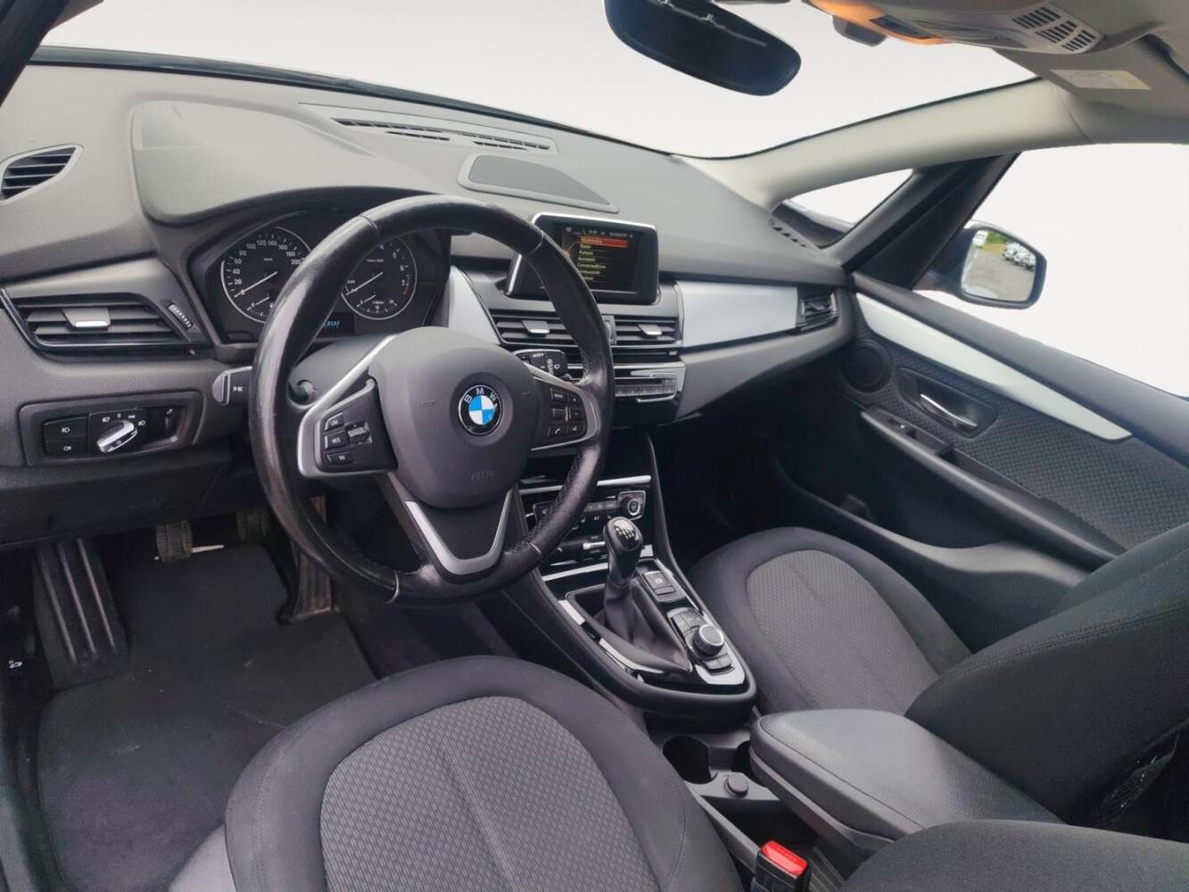 BMW 218 vaihtoauto