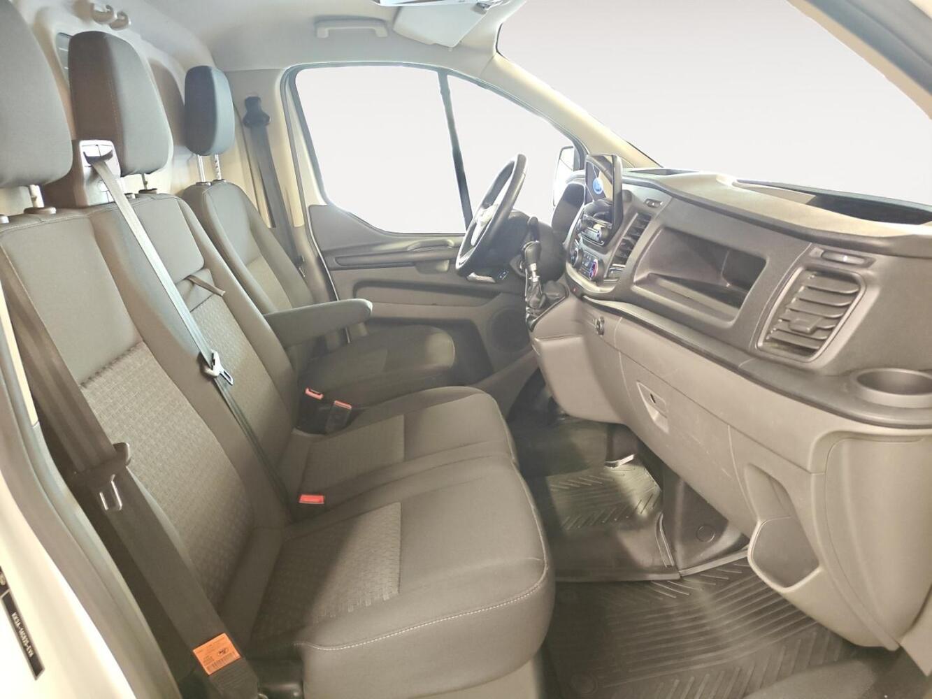 Ford Transit Custom vaihtoauto