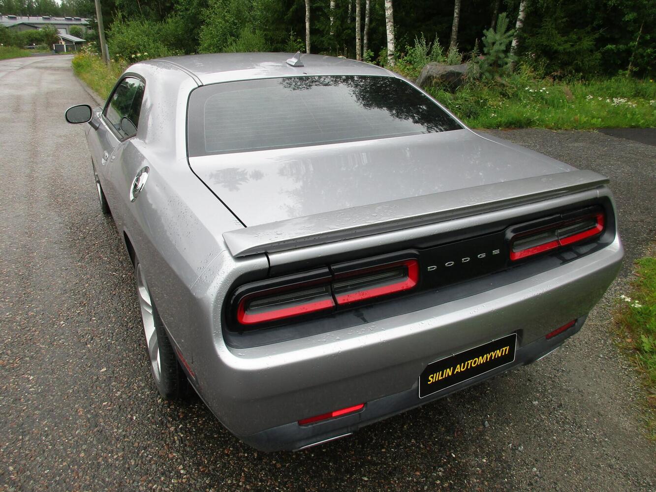 Dodge Challenger vaihtoauto