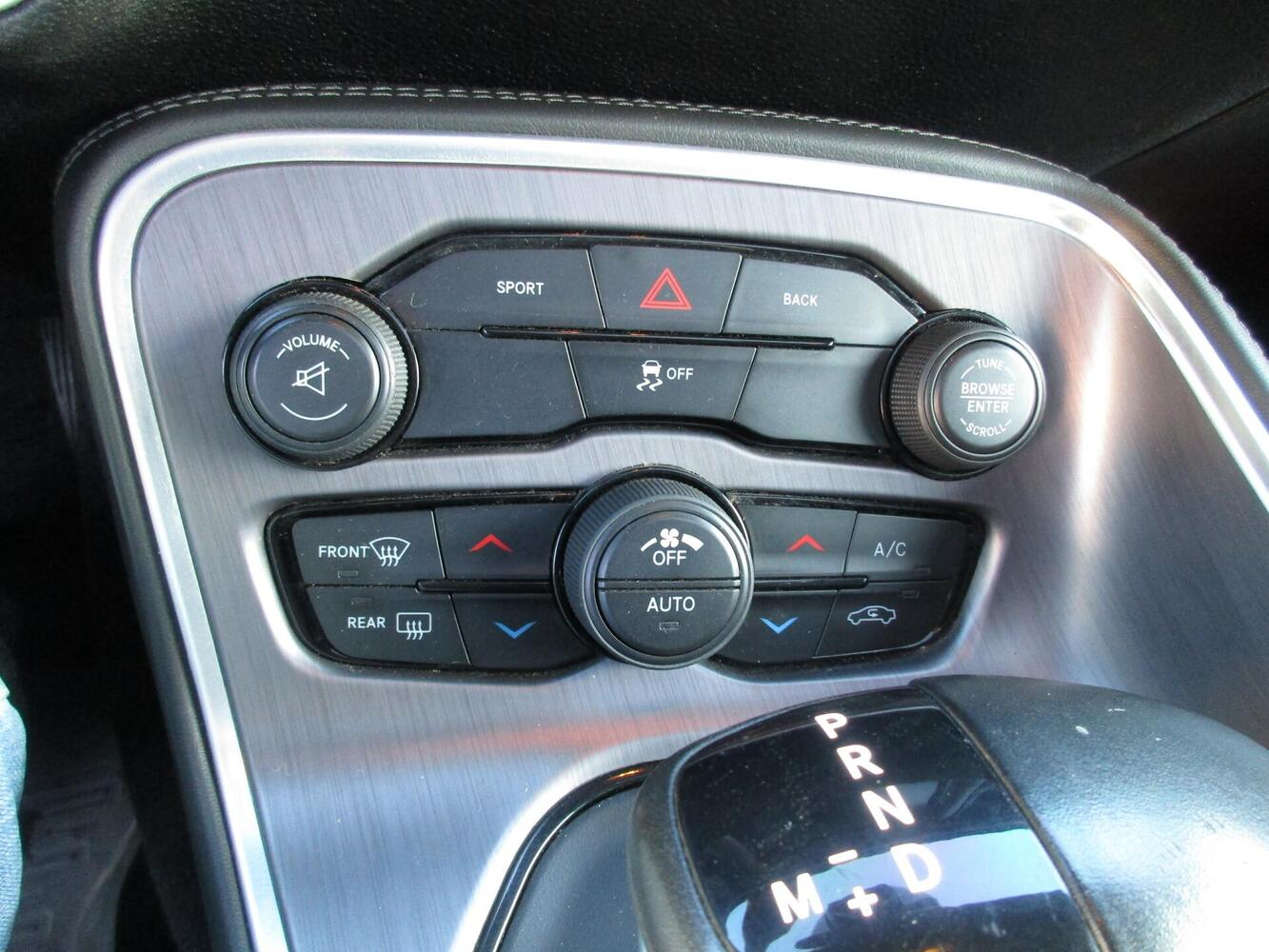 Dodge Challenger vaihtoauto