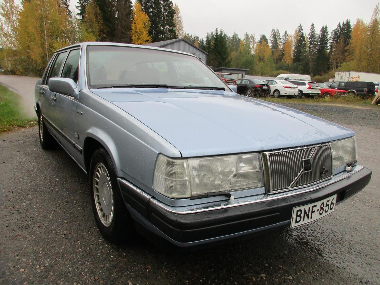 Volvo 760 vaihtoauto