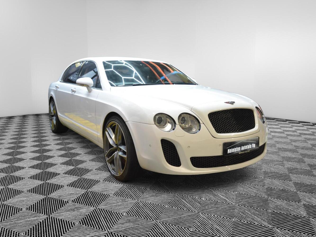 Bentley Flying Spur vaihtoauto