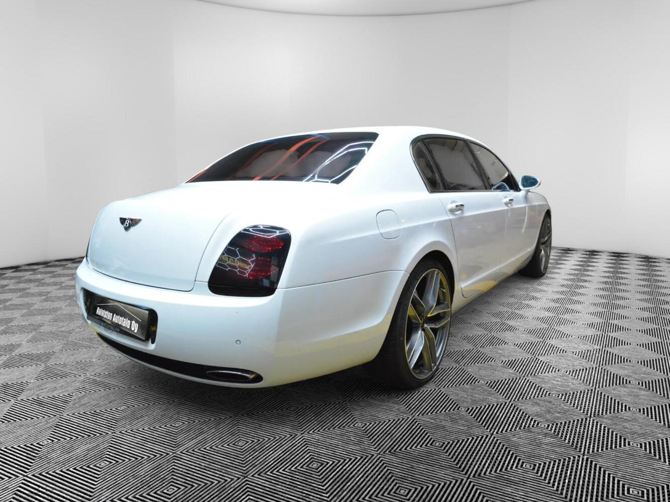 Bentley Flying Spur vaihtoauto