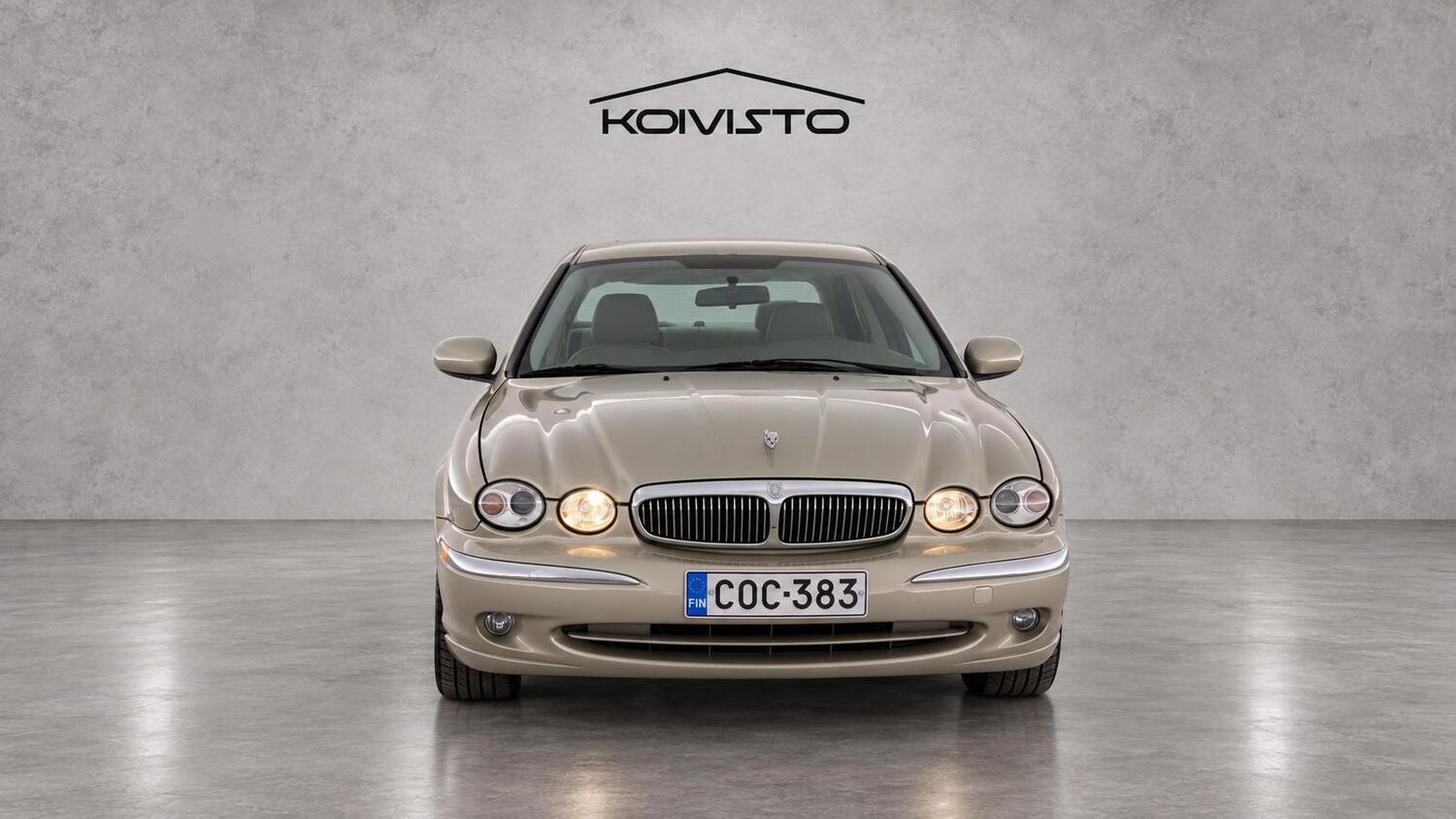 Jaguar X-Type vaihtoauto