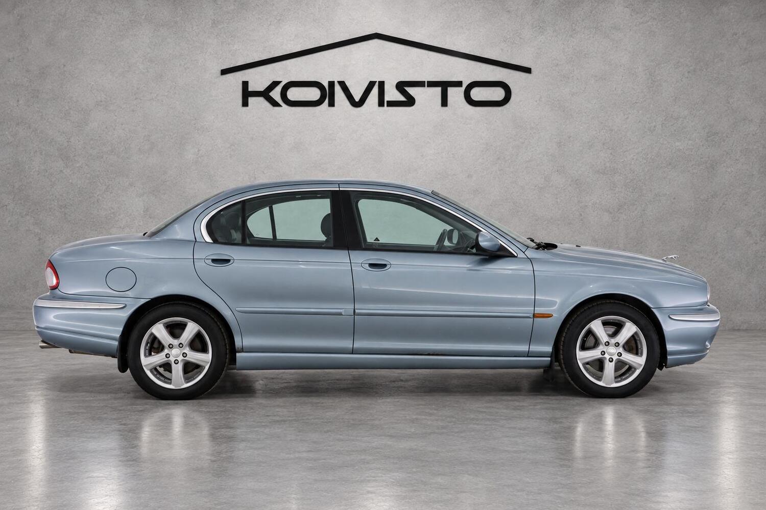 Jaguar X-Type vaihtoauto