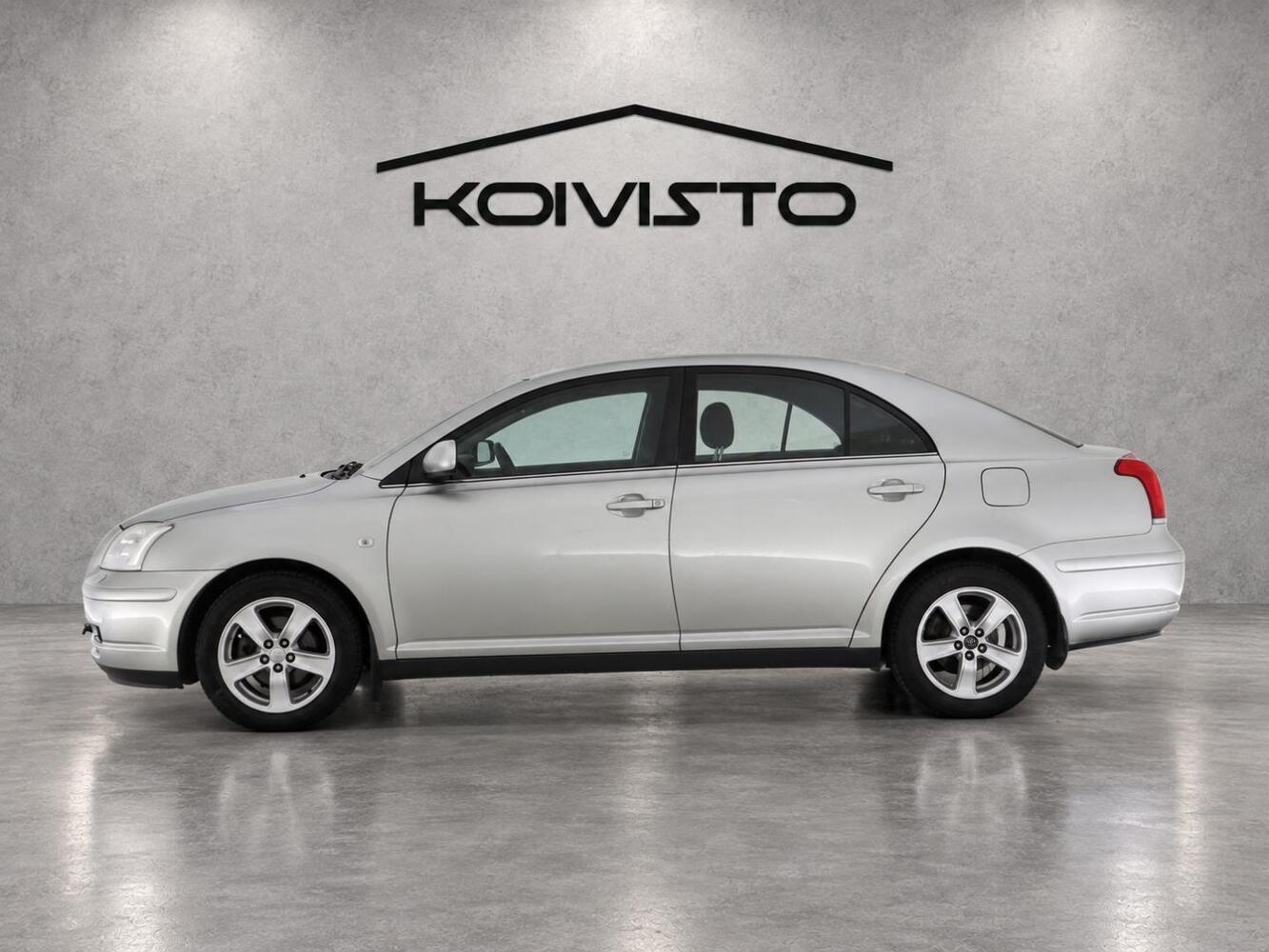 Toyota Avensis vaihtoauto