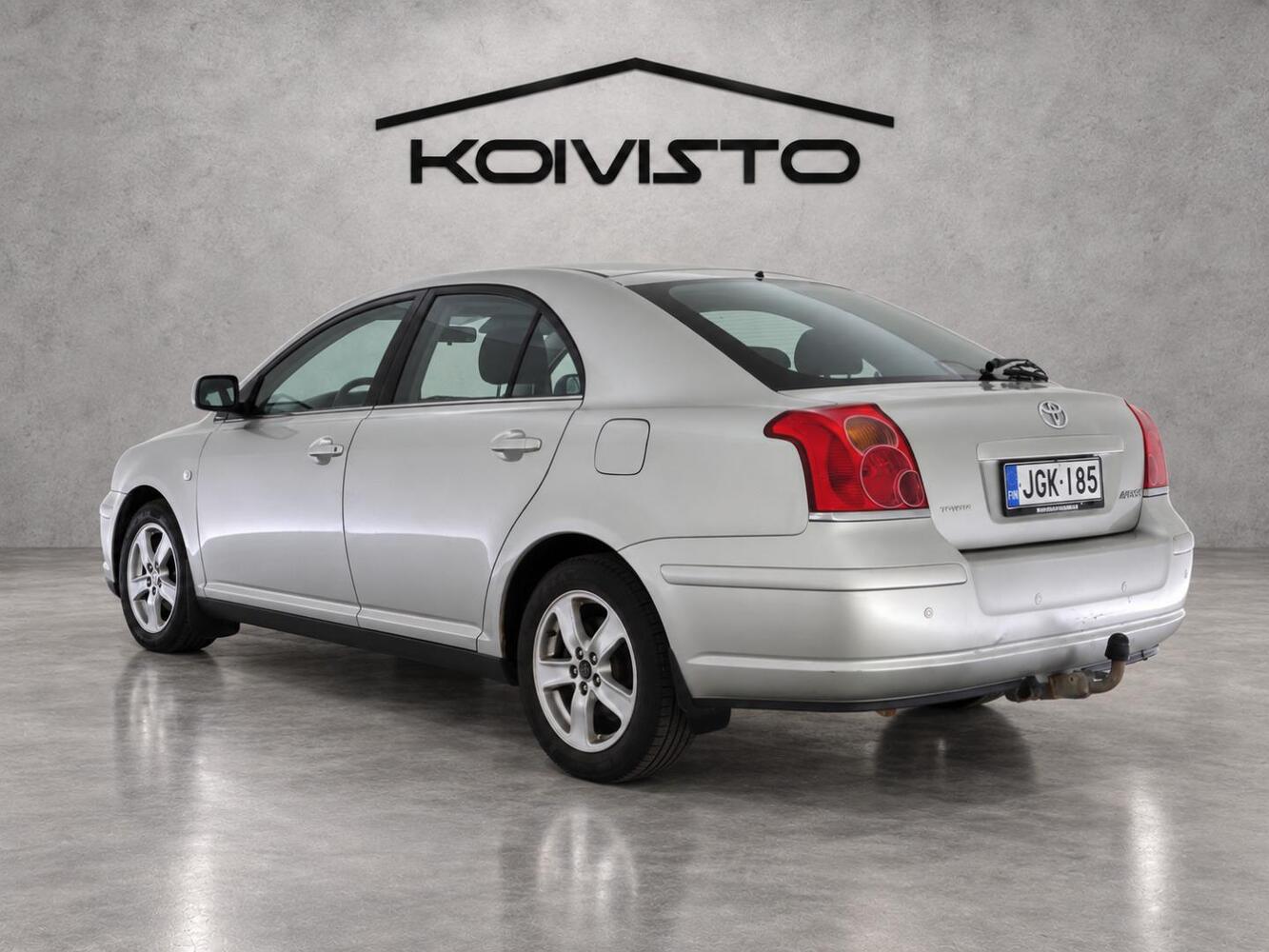 Toyota Avensis vaihtoauto