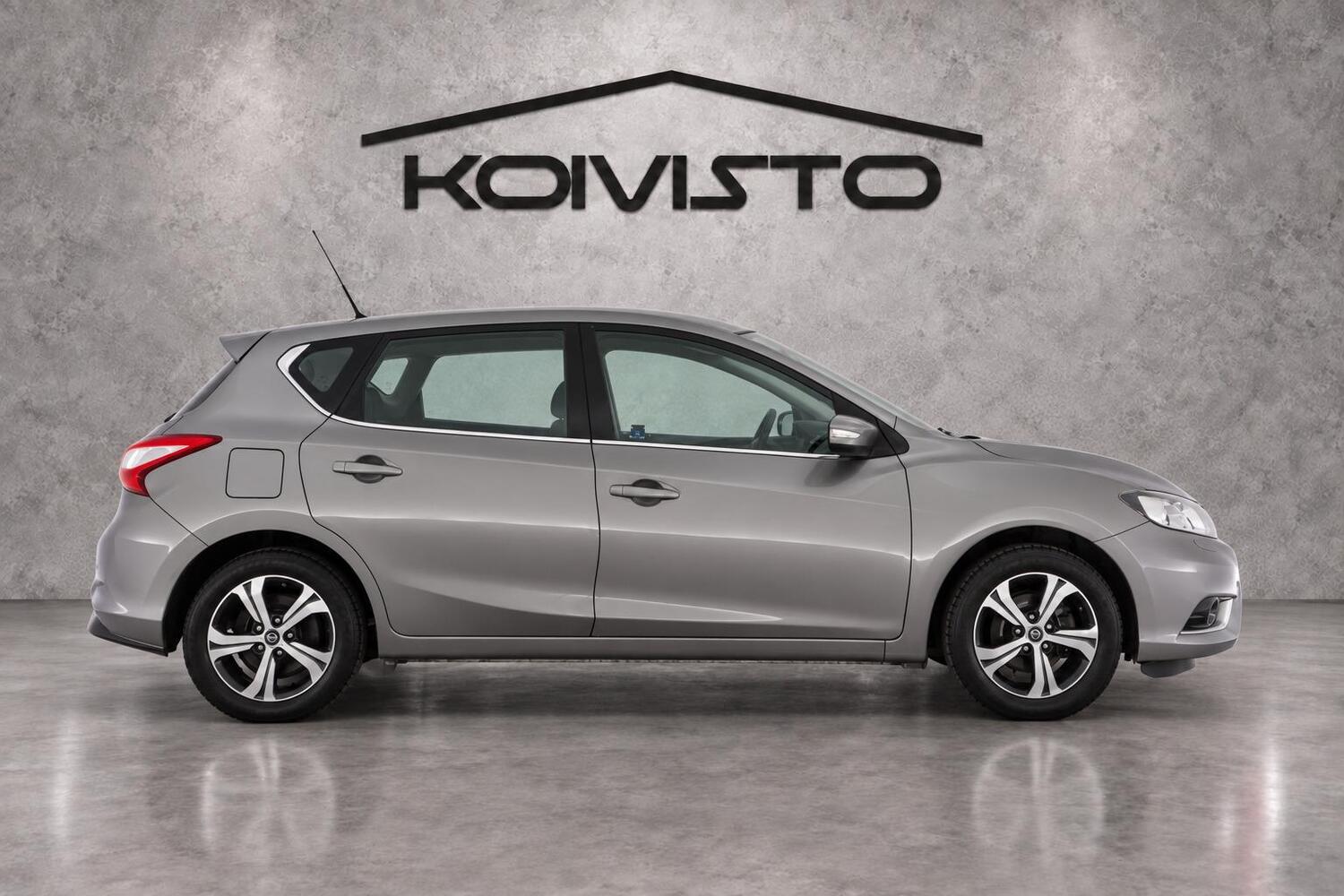 Nissan Pulsar vaihtoauto