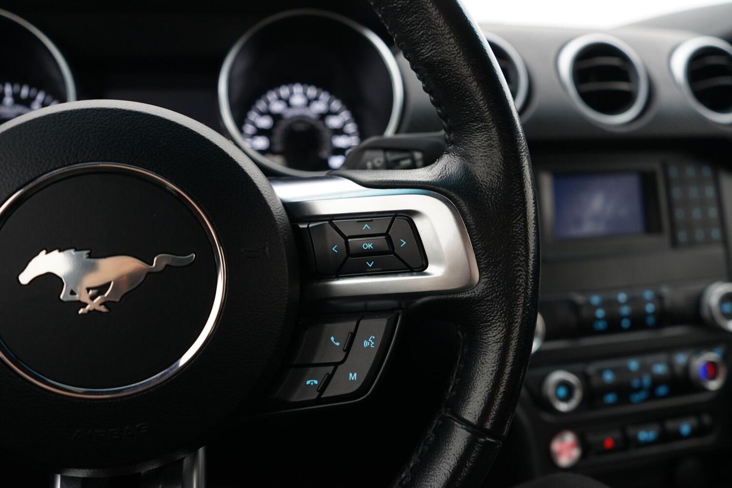 Ford USA Mustang vaihtoauto