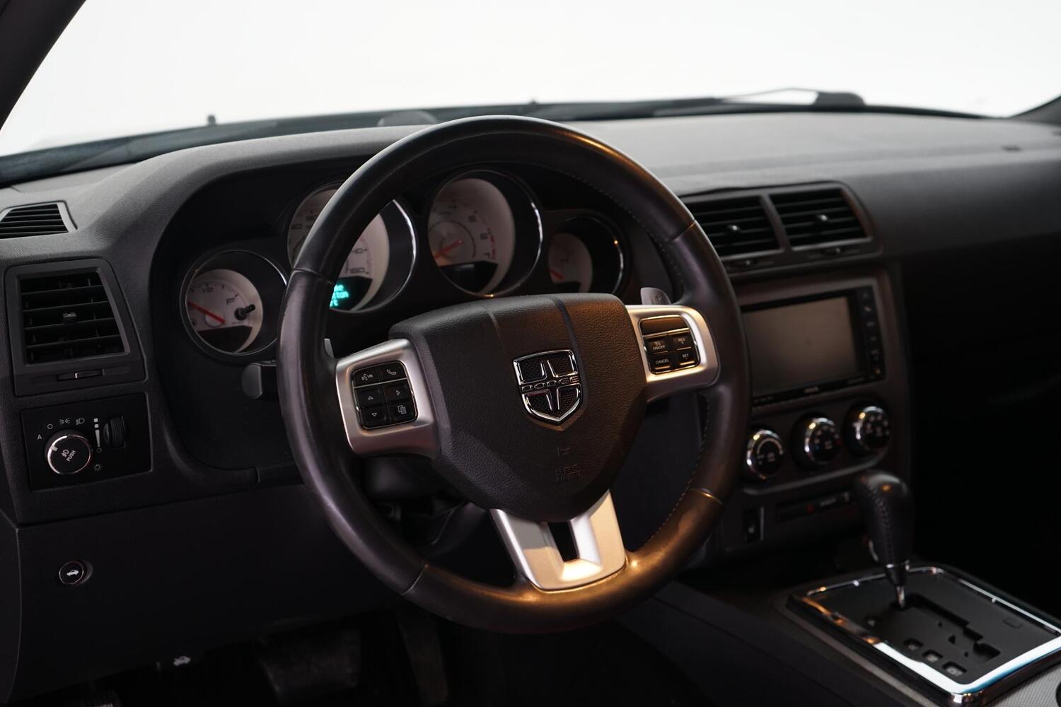 Dodge Challenger vaihtoauto