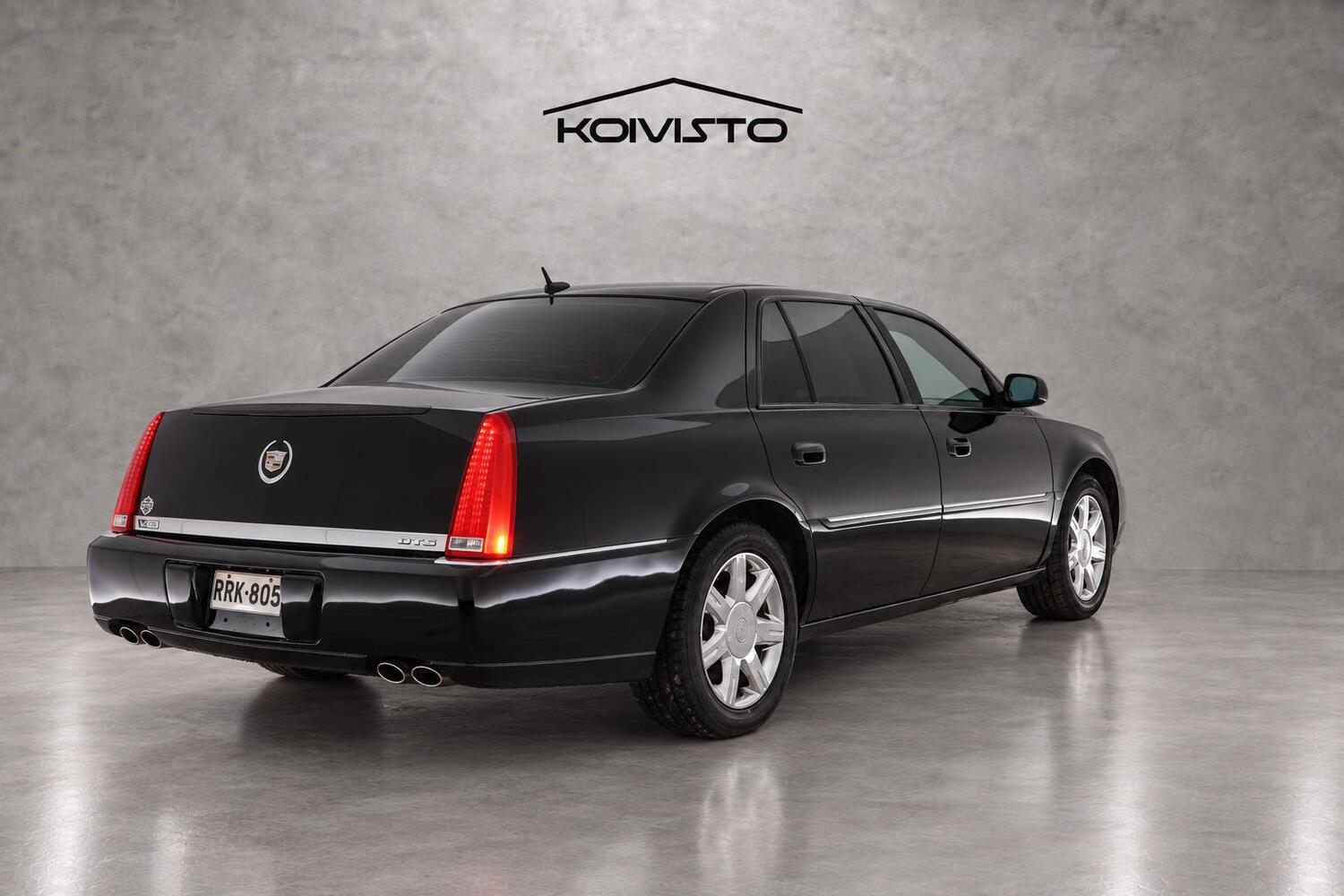 Cadillac DTS vaihtoauto