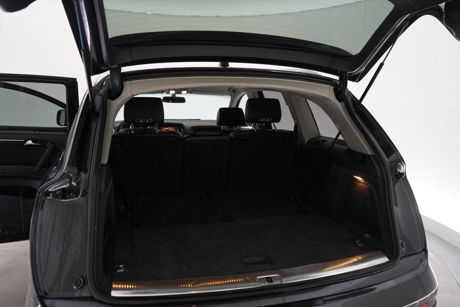 Audi Q7 vaihtoauto