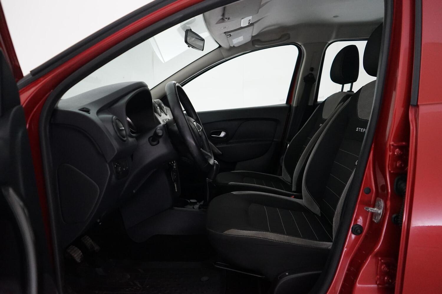 Dacia Sandero vaihtoauto