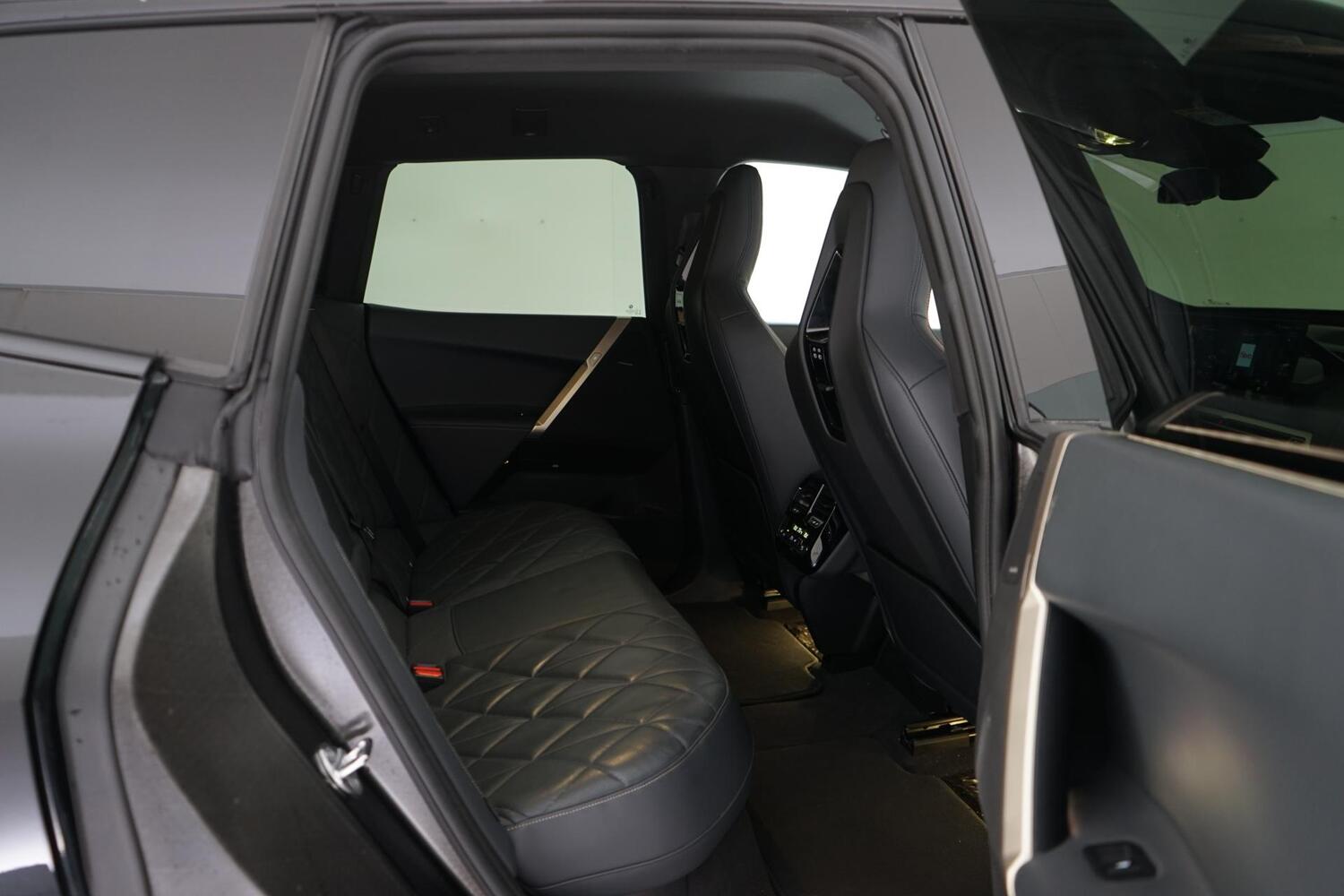 BMW iX vaihtoauto