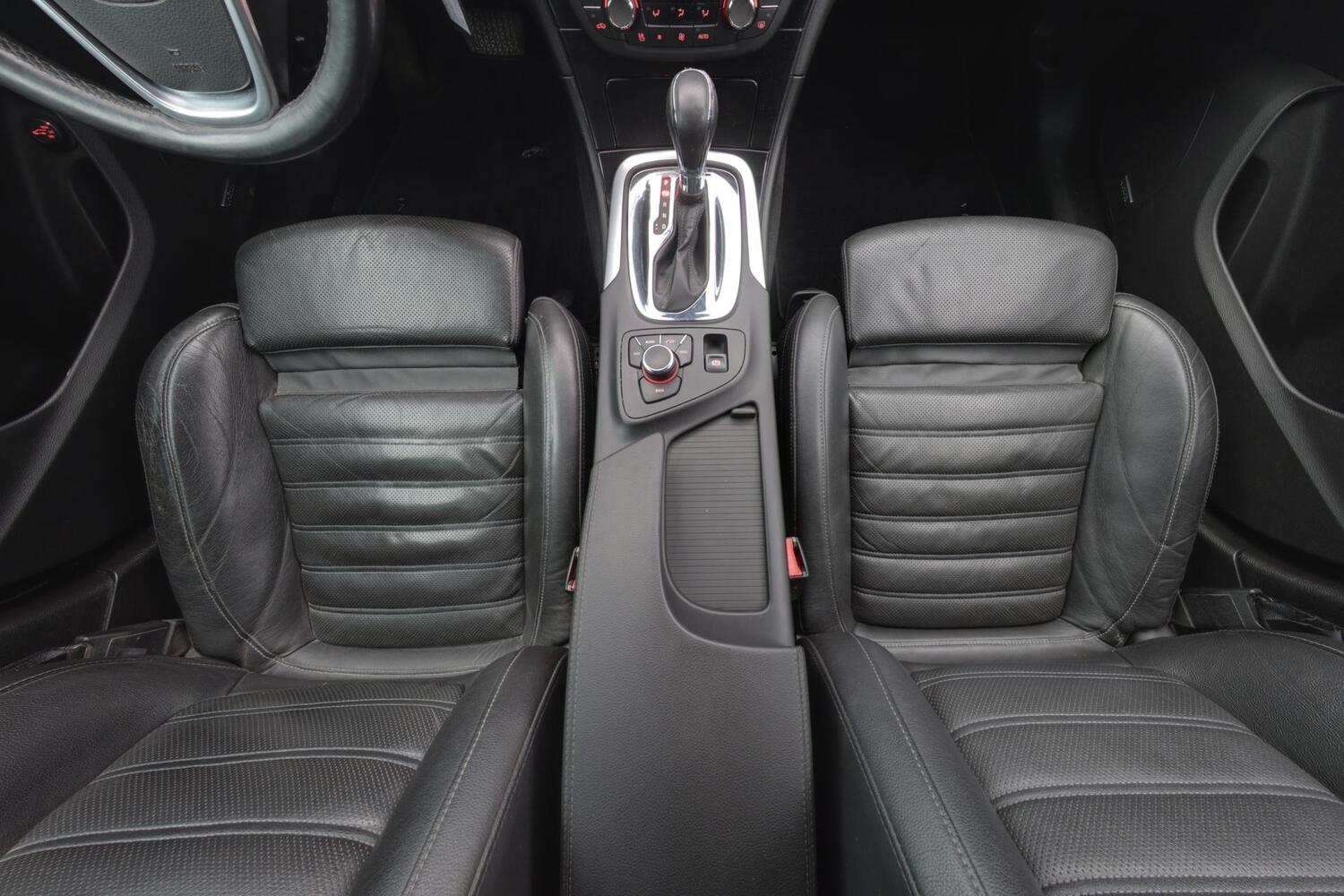 Opel Insignia vaihtoauto