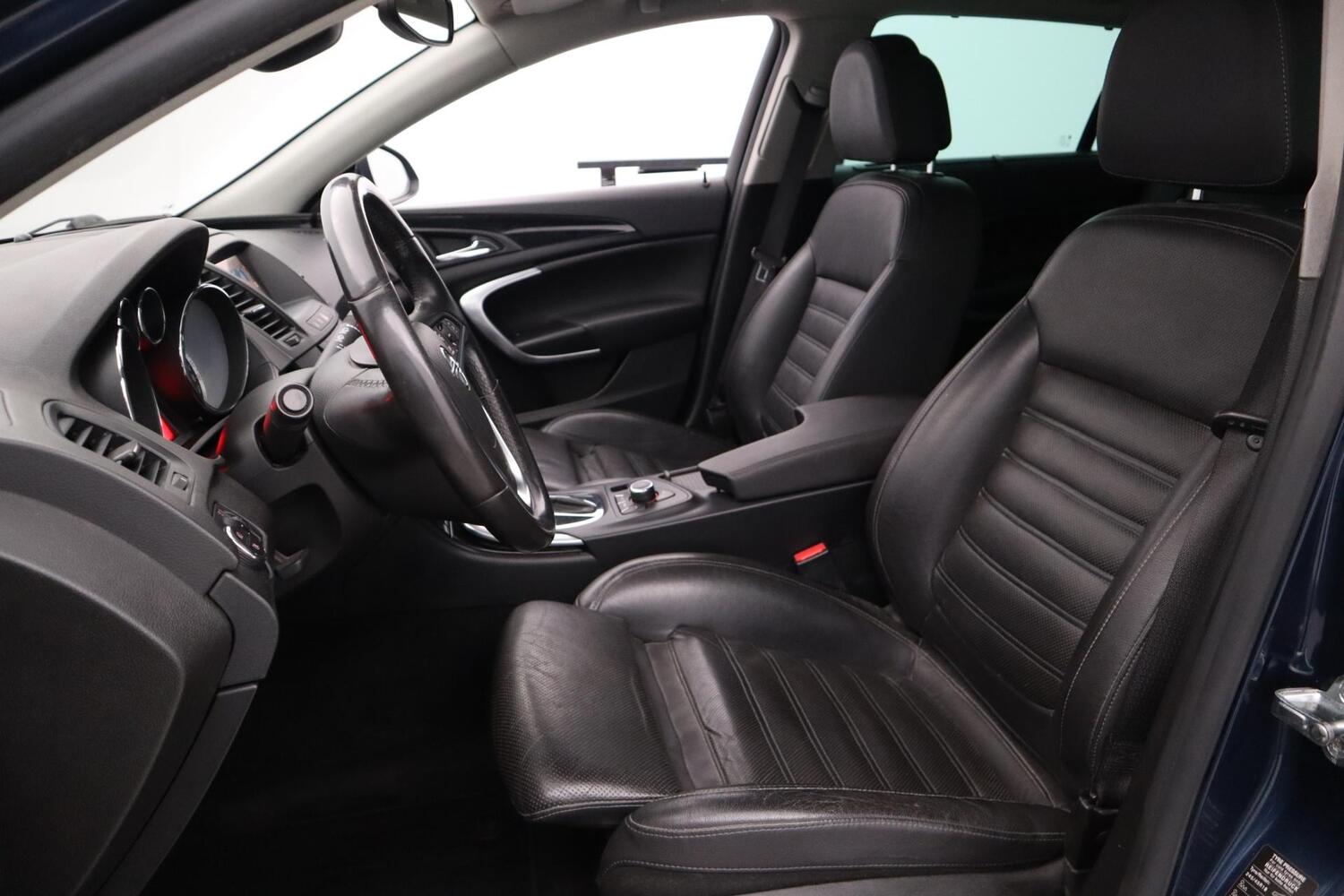 Opel Insignia vaihtoauto