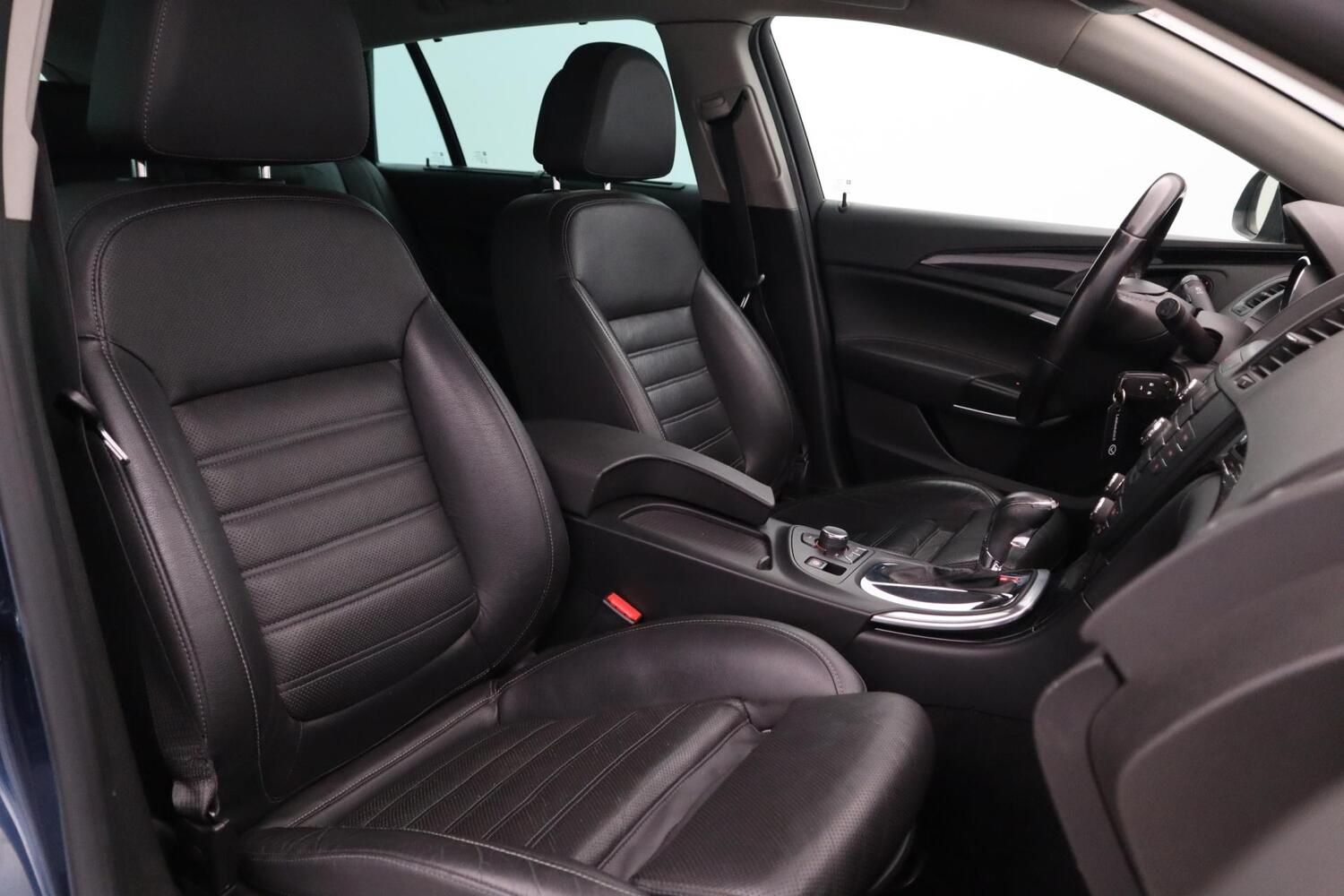 Opel Insignia vaihtoauto