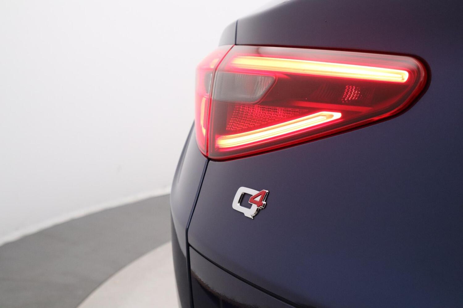Alfa Romeo Stelvio vaihtoauto