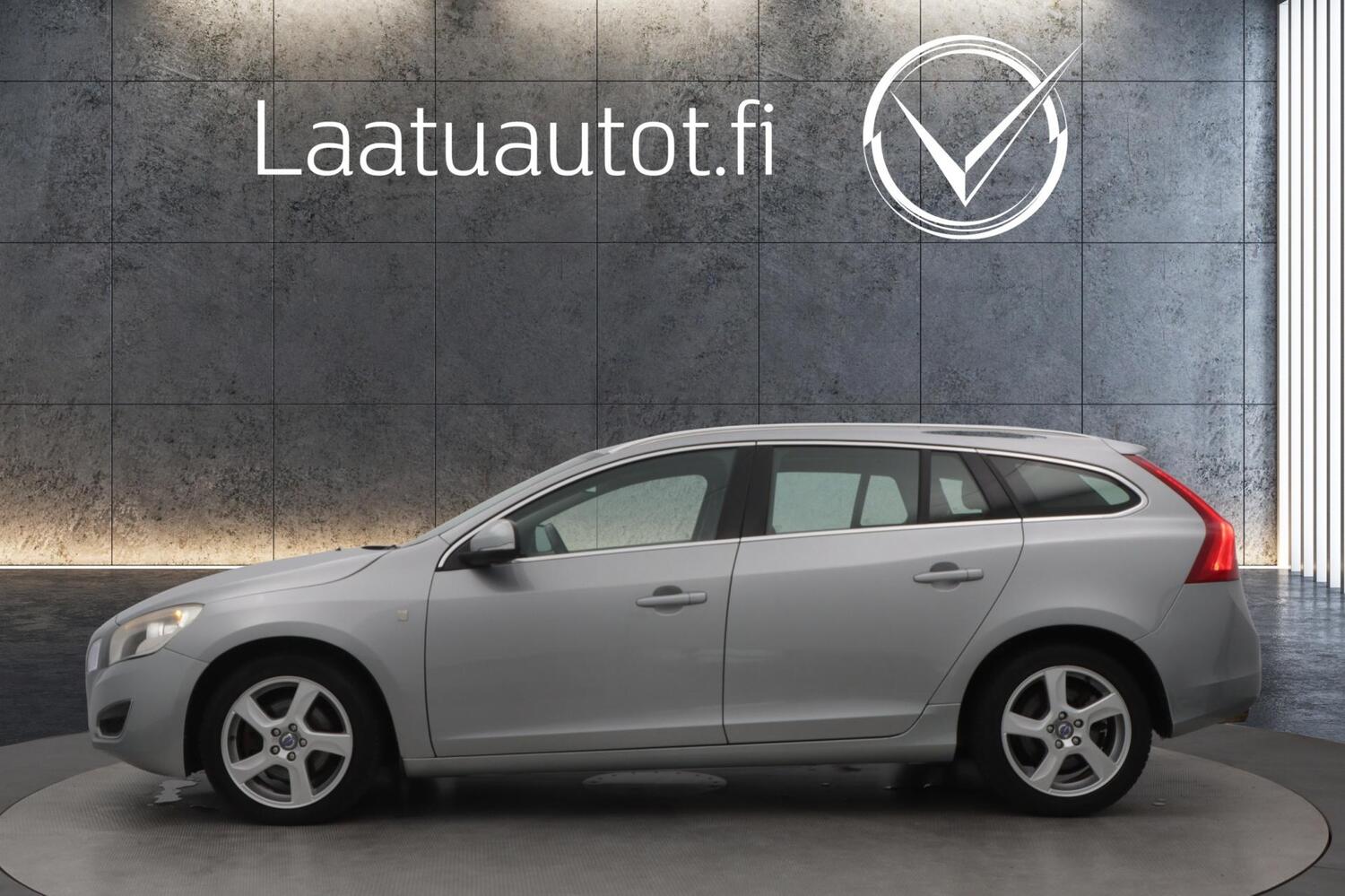 Volvo V60 vaihtoauto
