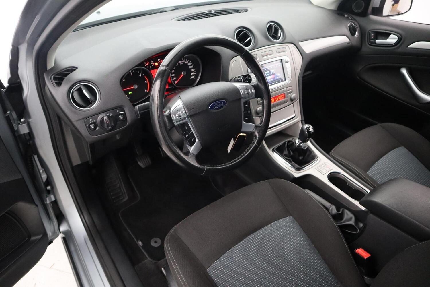 Ford Mondeo vaihtoauto