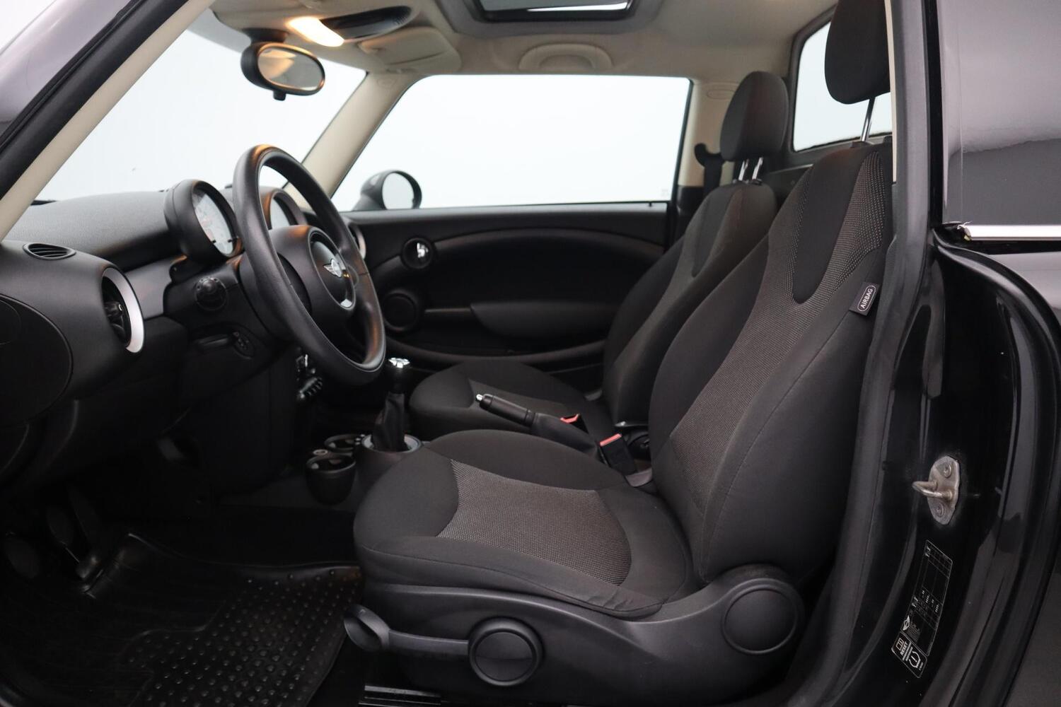 Mini One vaihtoauto