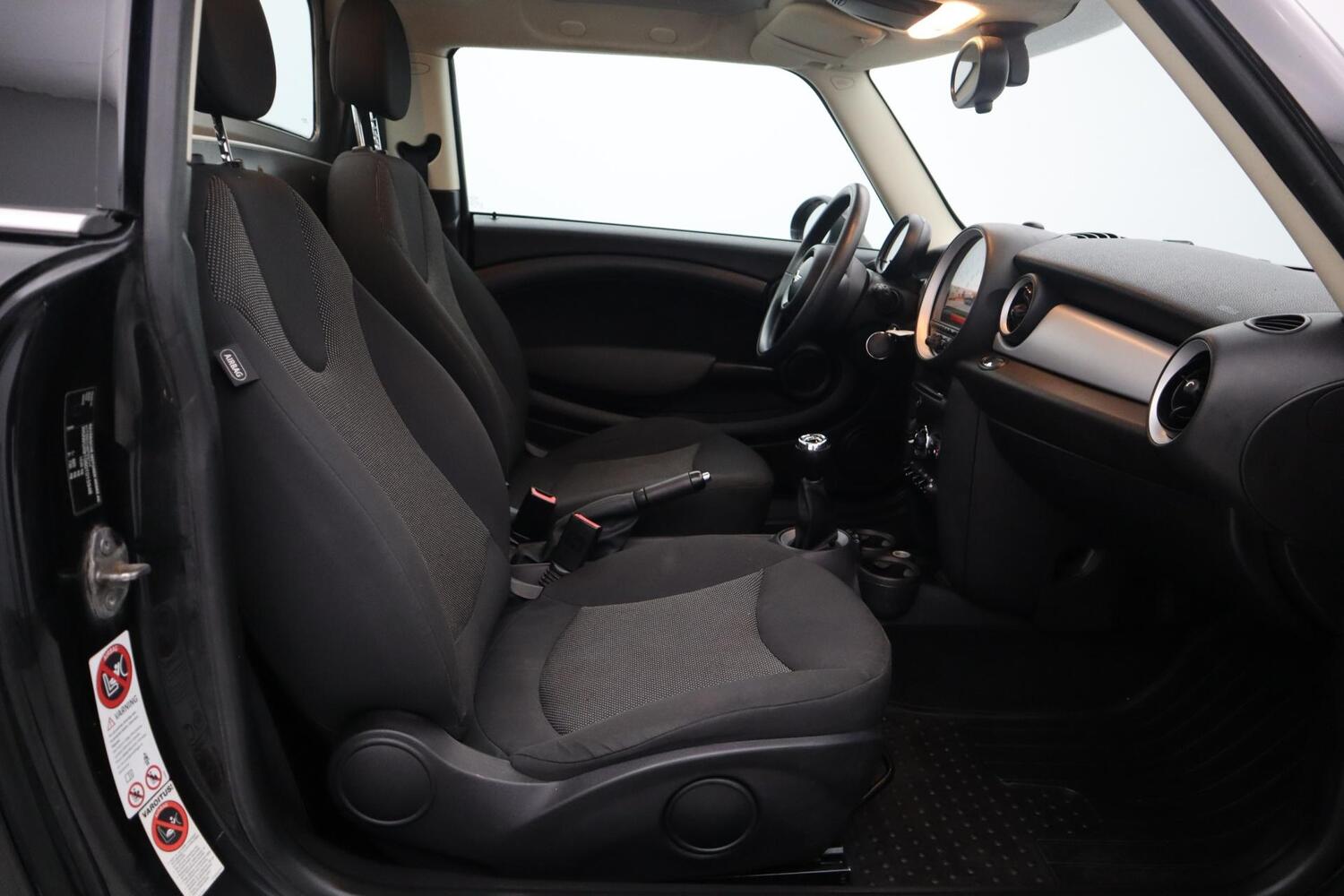 Mini One vaihtoauto